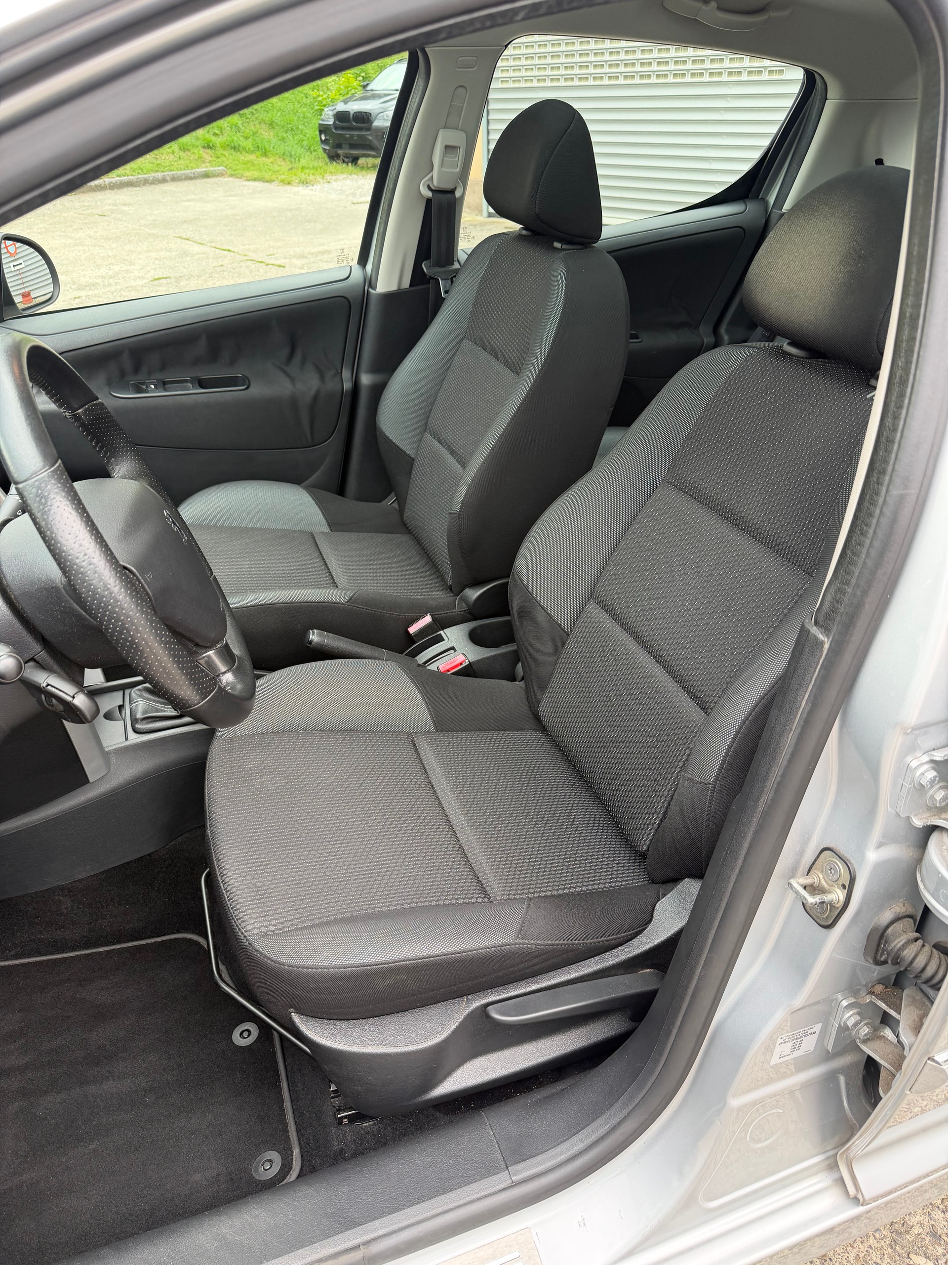 PEUGEOT 207 1.6 16V Sport-image-9