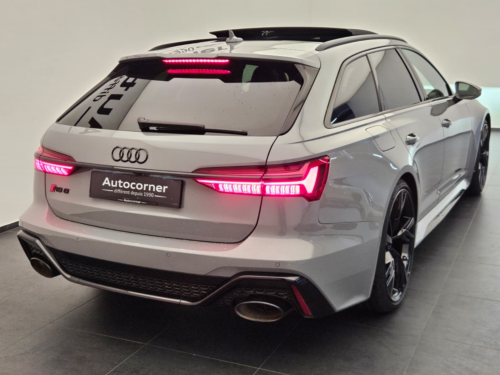 AUDI RS6 Avant 4.0 TFSI V8 quattro-image-6