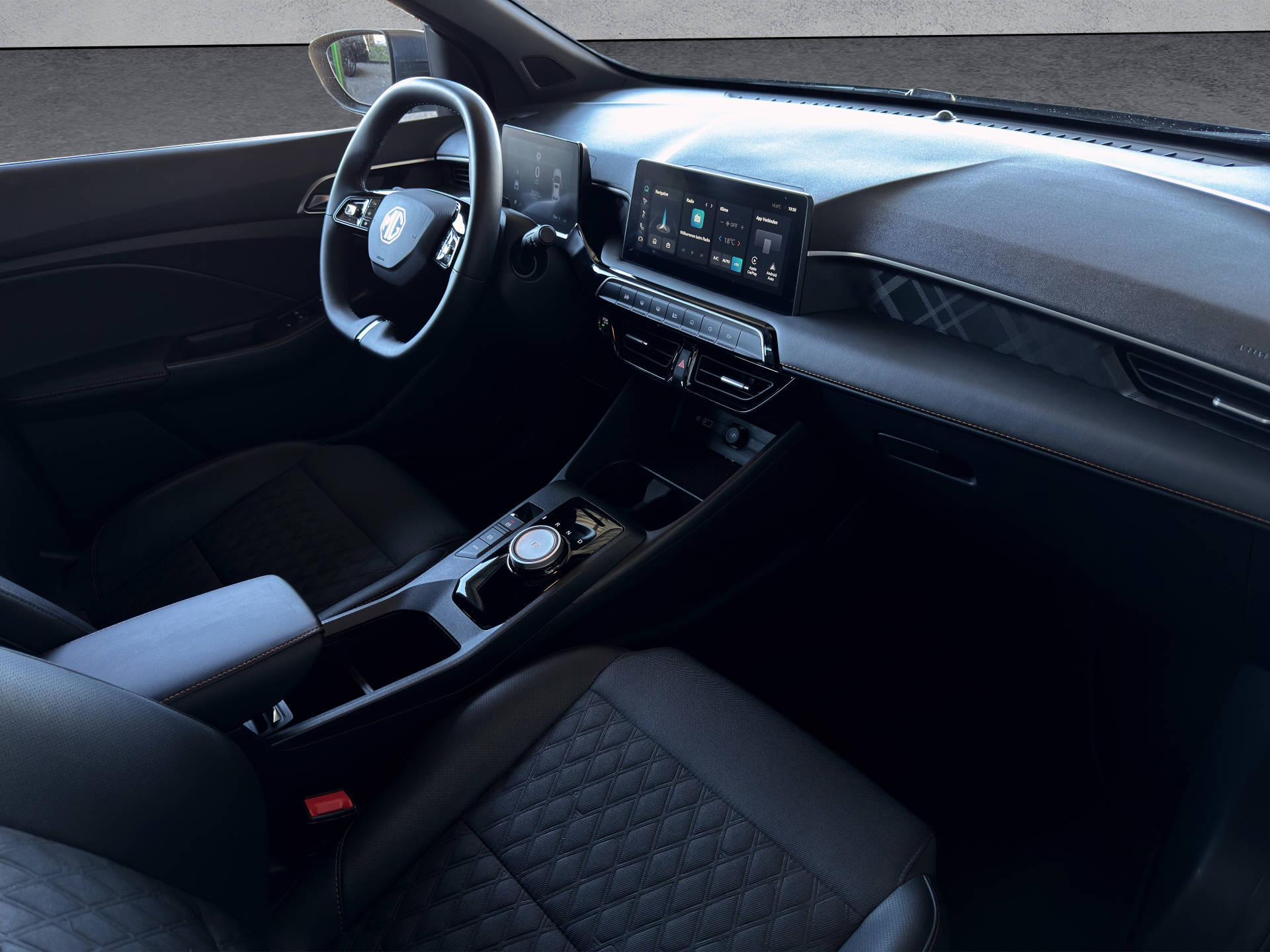 MG 3 1.5 Hybrid Luxury-image-14