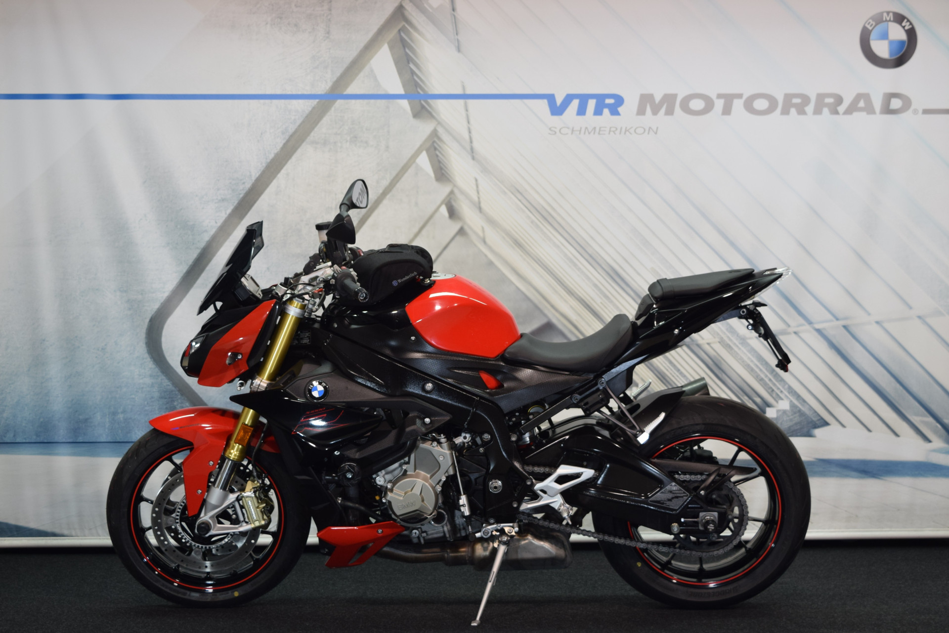 BMW S 1000 R inkl. Navi & Seitentaschen-image-4