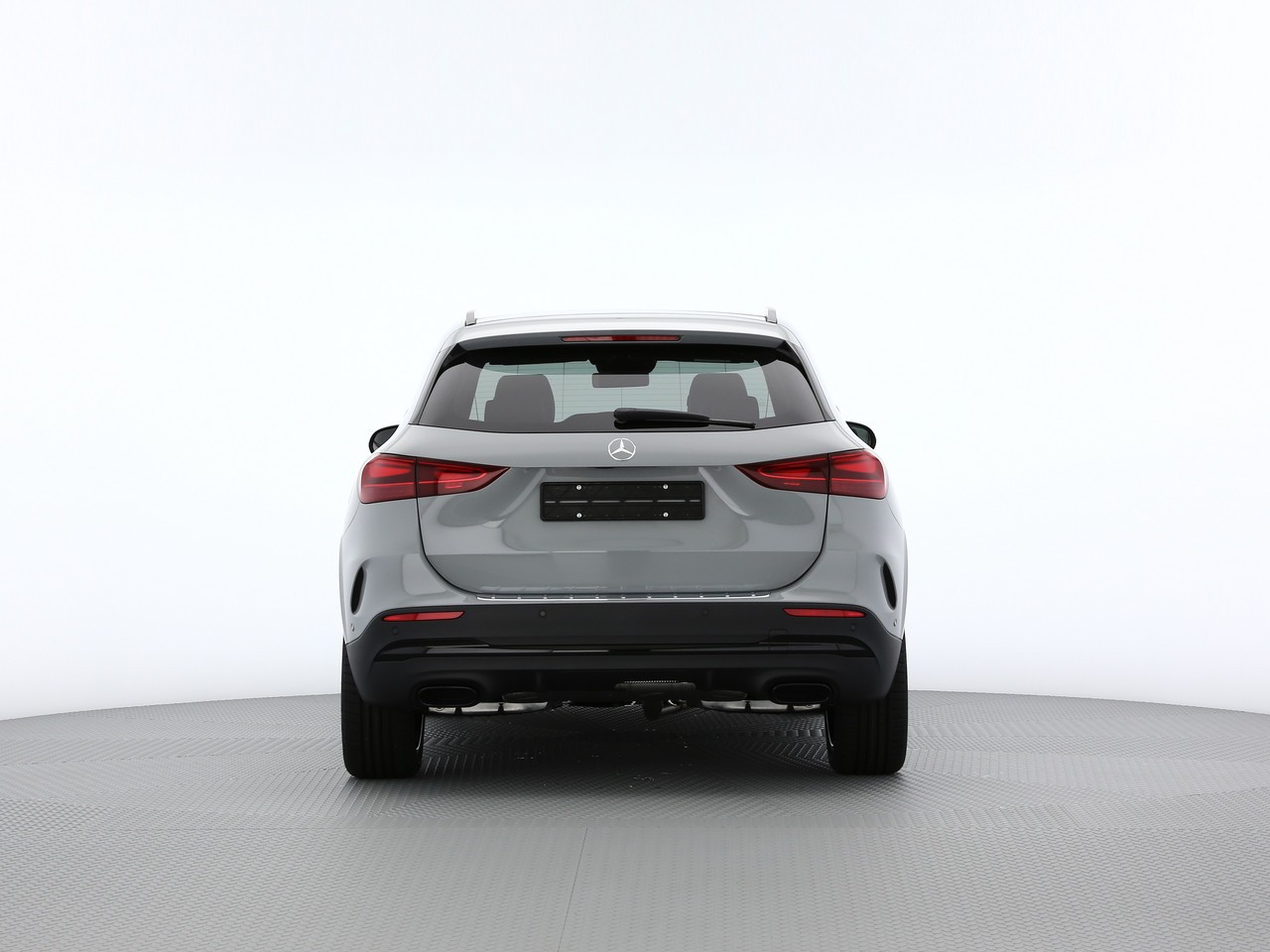 MERCEDES-BENZ GLA 200 7G-DCT-showroom-element-3