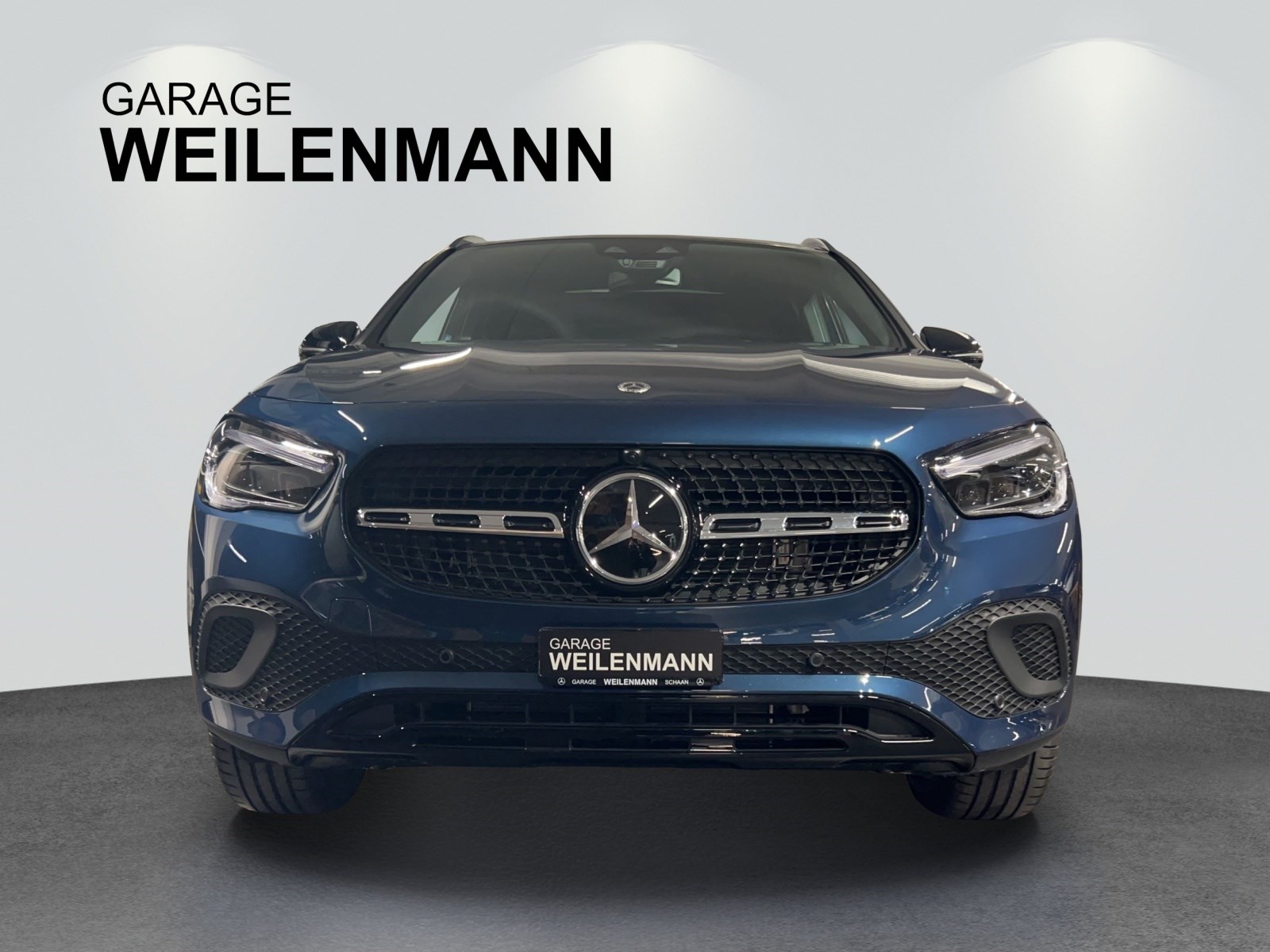 MERCEDES-BENZ GLA 250e Progressive 8G-DCT-showroom-element-1