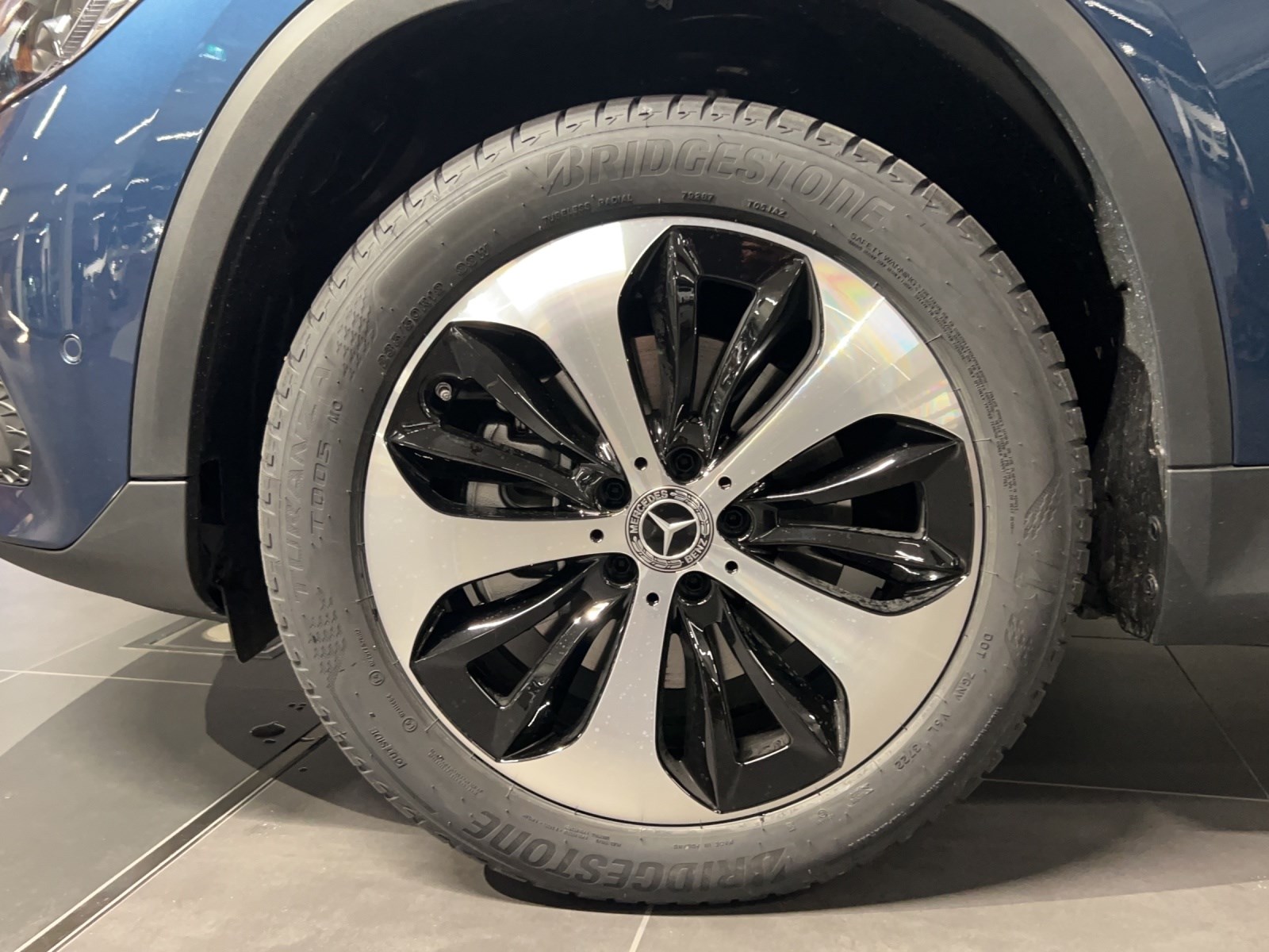 MERCEDES-BENZ GLA 250e Progressive 8G-DCT-image-6