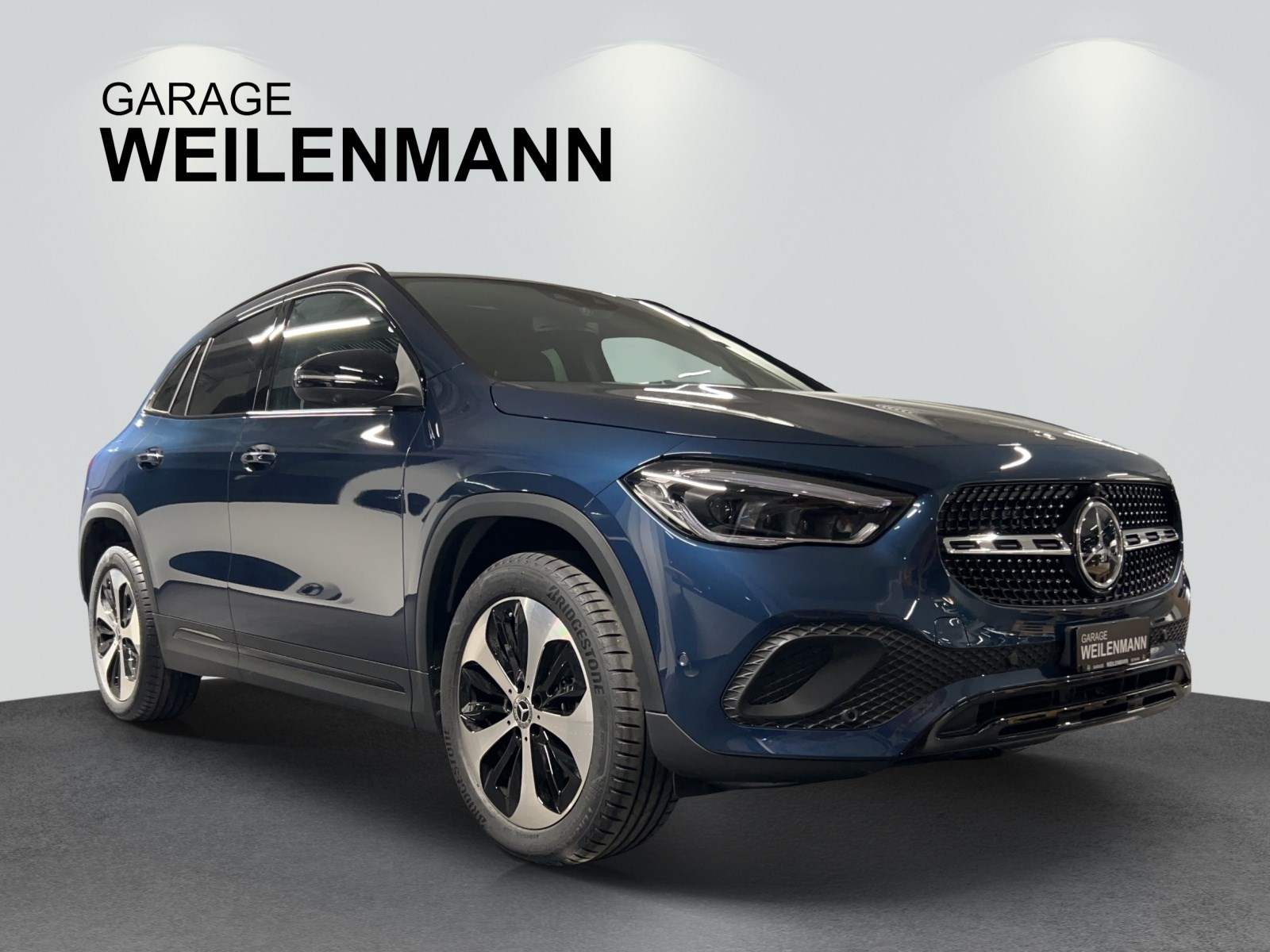 MERCEDES-BENZ GLA 250e Progressive 8G-DCT-showroom-element-2