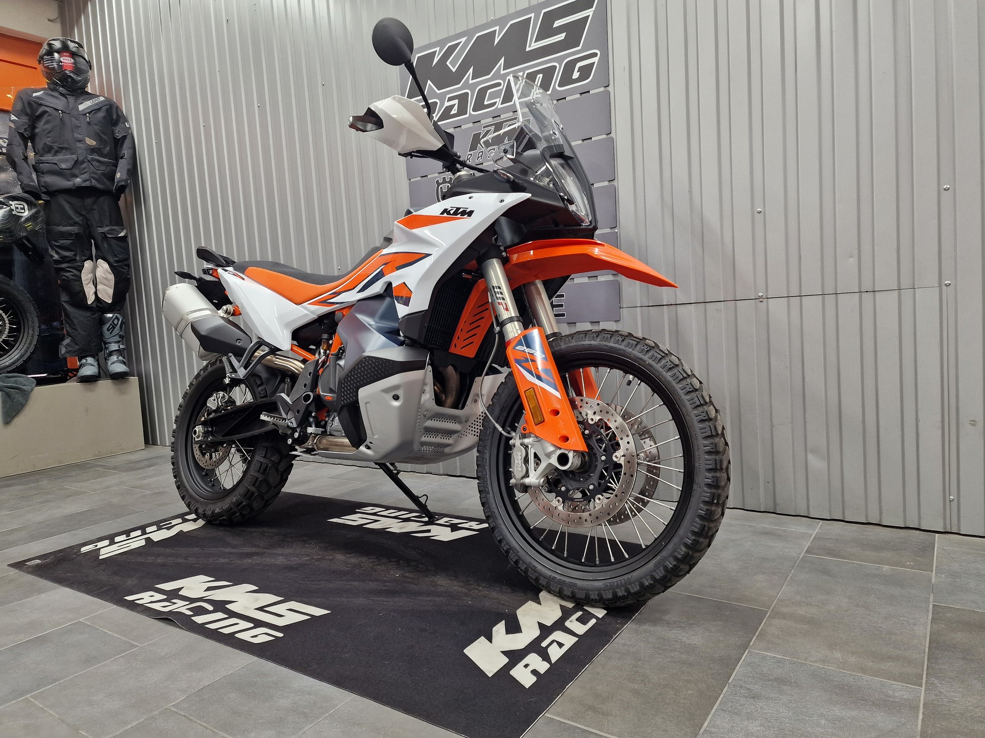 KTM 890 Adventure R-image-1