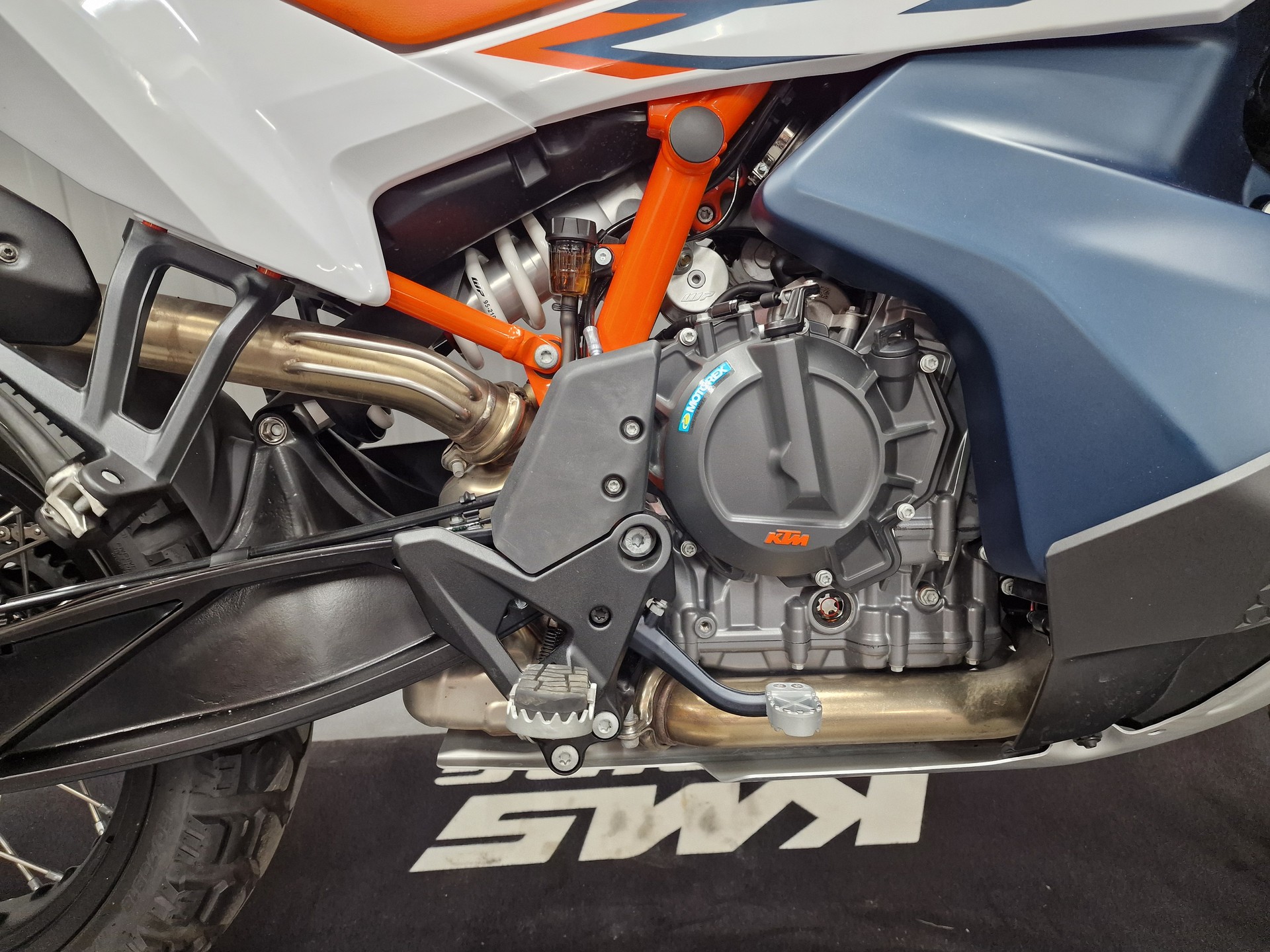 KTM 890 Adventure R-image-4