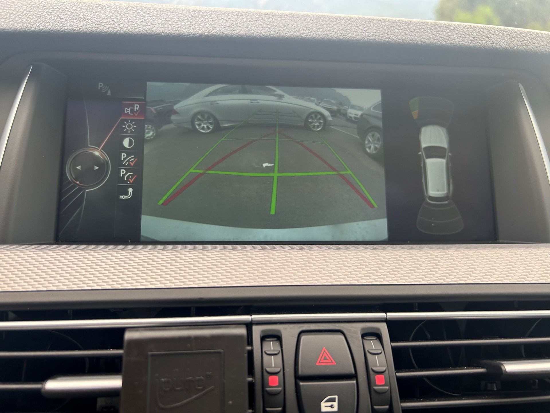 BMW 535d Touring xDrive Steptronic-image-13
