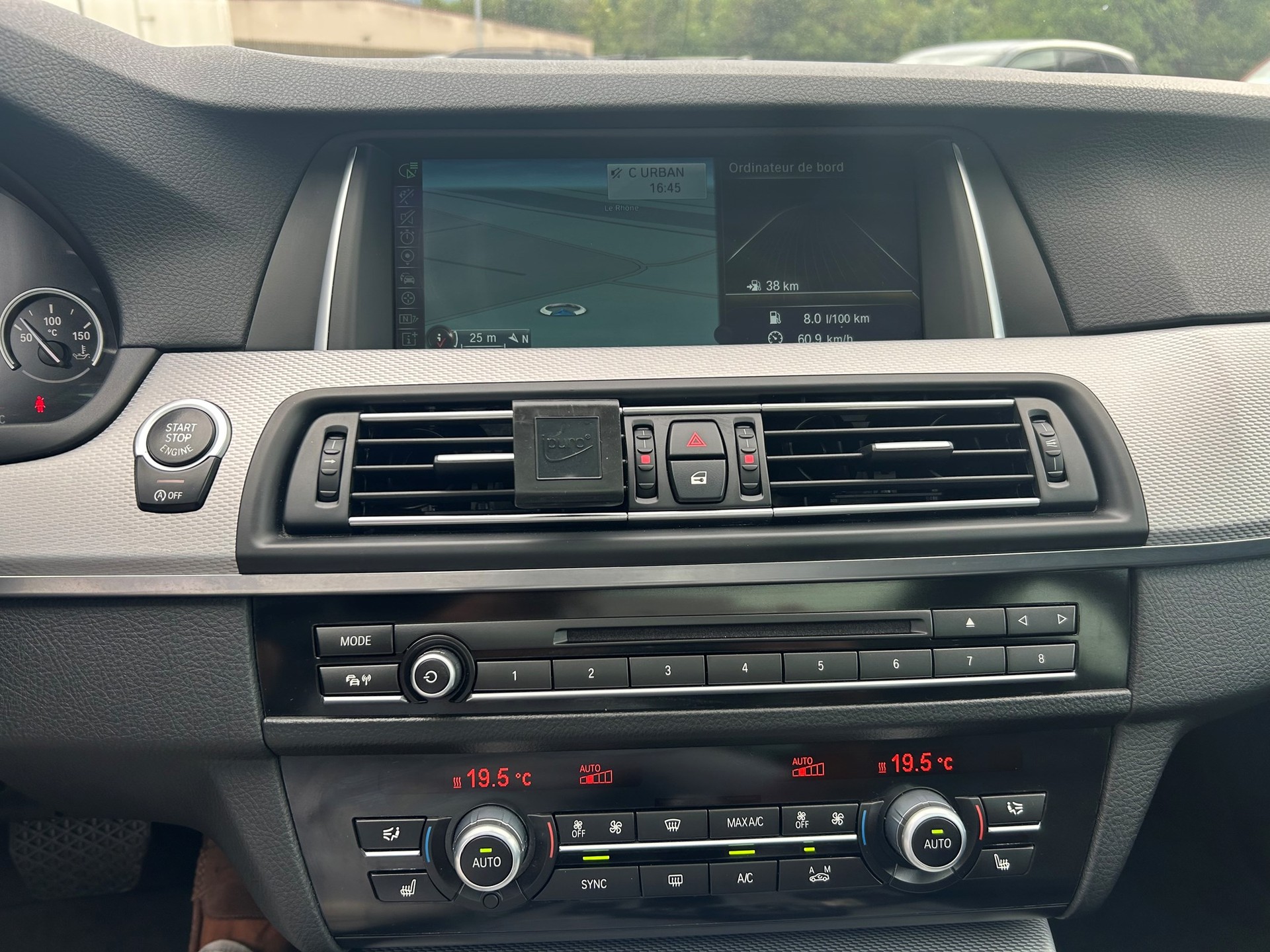 BMW 535d Touring xDrive Steptronic-image-12