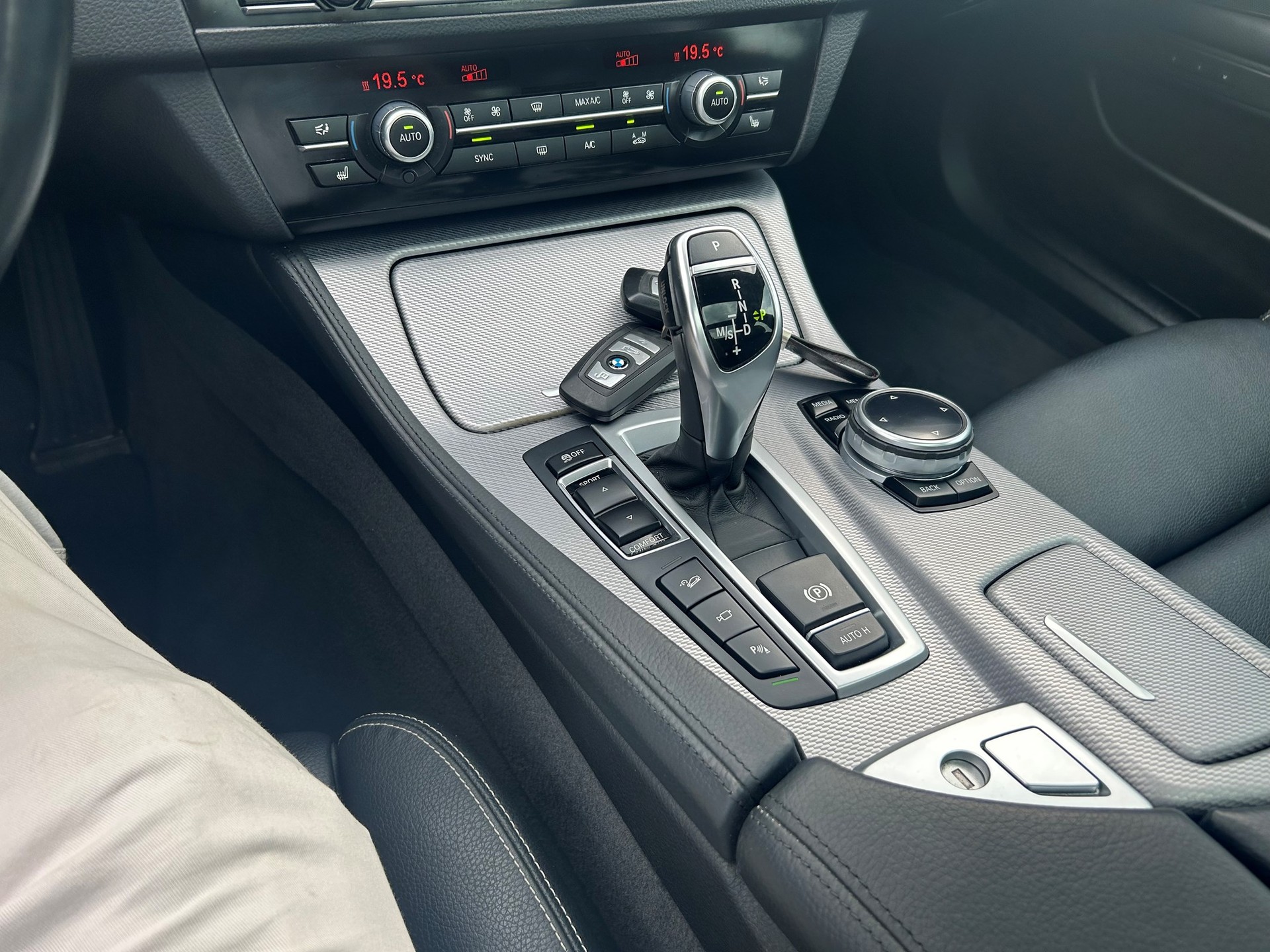 BMW 535d Touring xDrive Steptronic-image-14