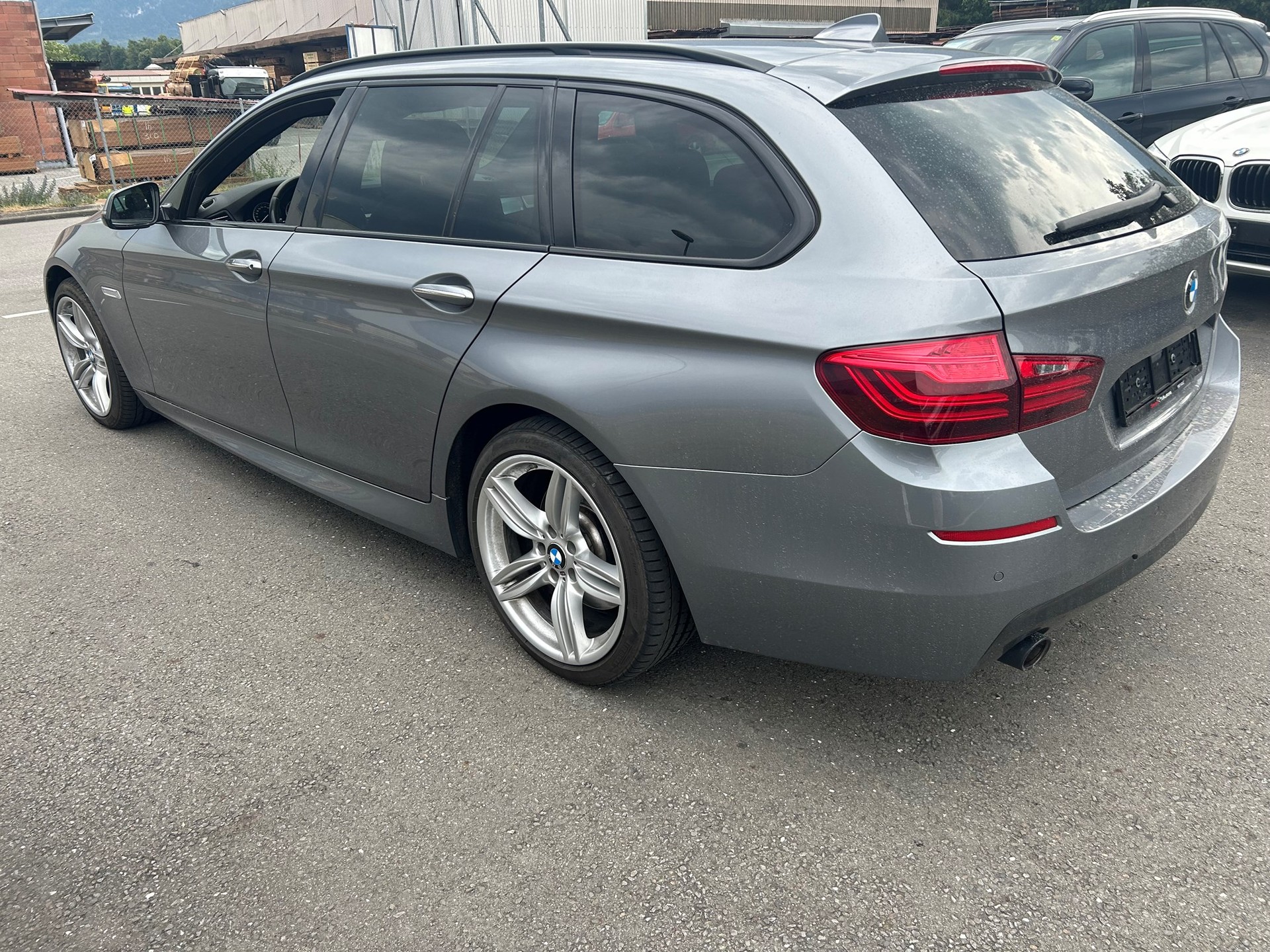 BMW 535d Touring xDrive Steptronic-image-5