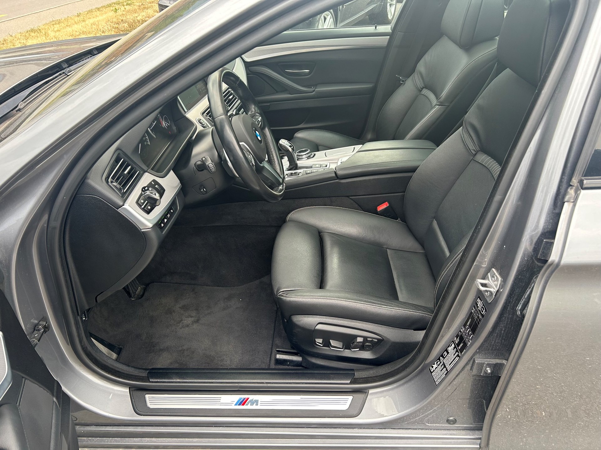 BMW 535d Touring xDrive Steptronic-image-7