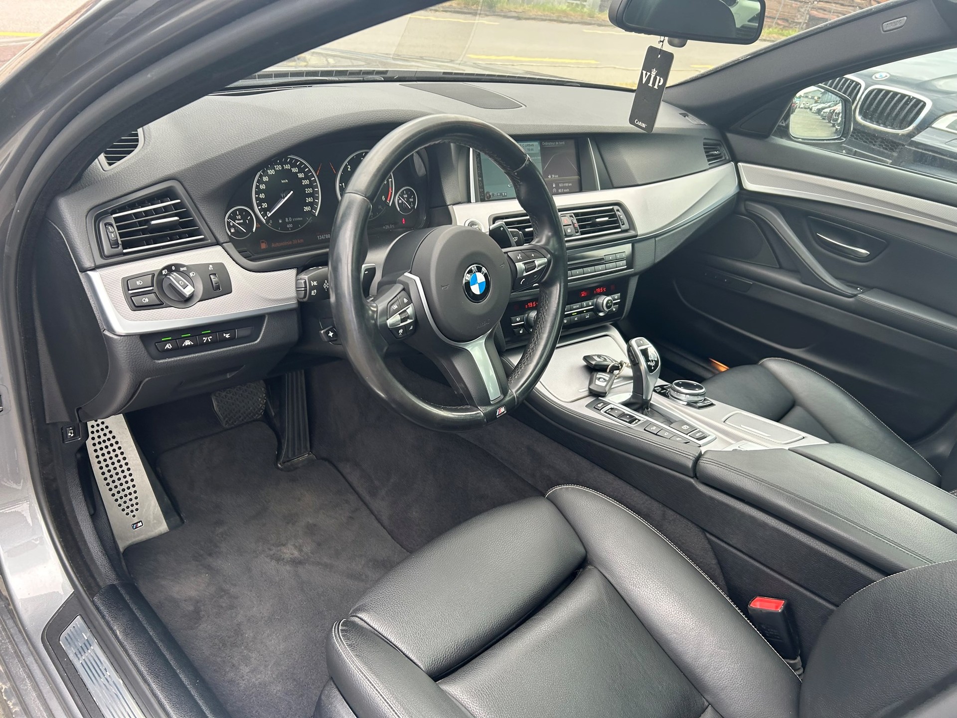 BMW 535d Touring xDrive Steptronic-image-9