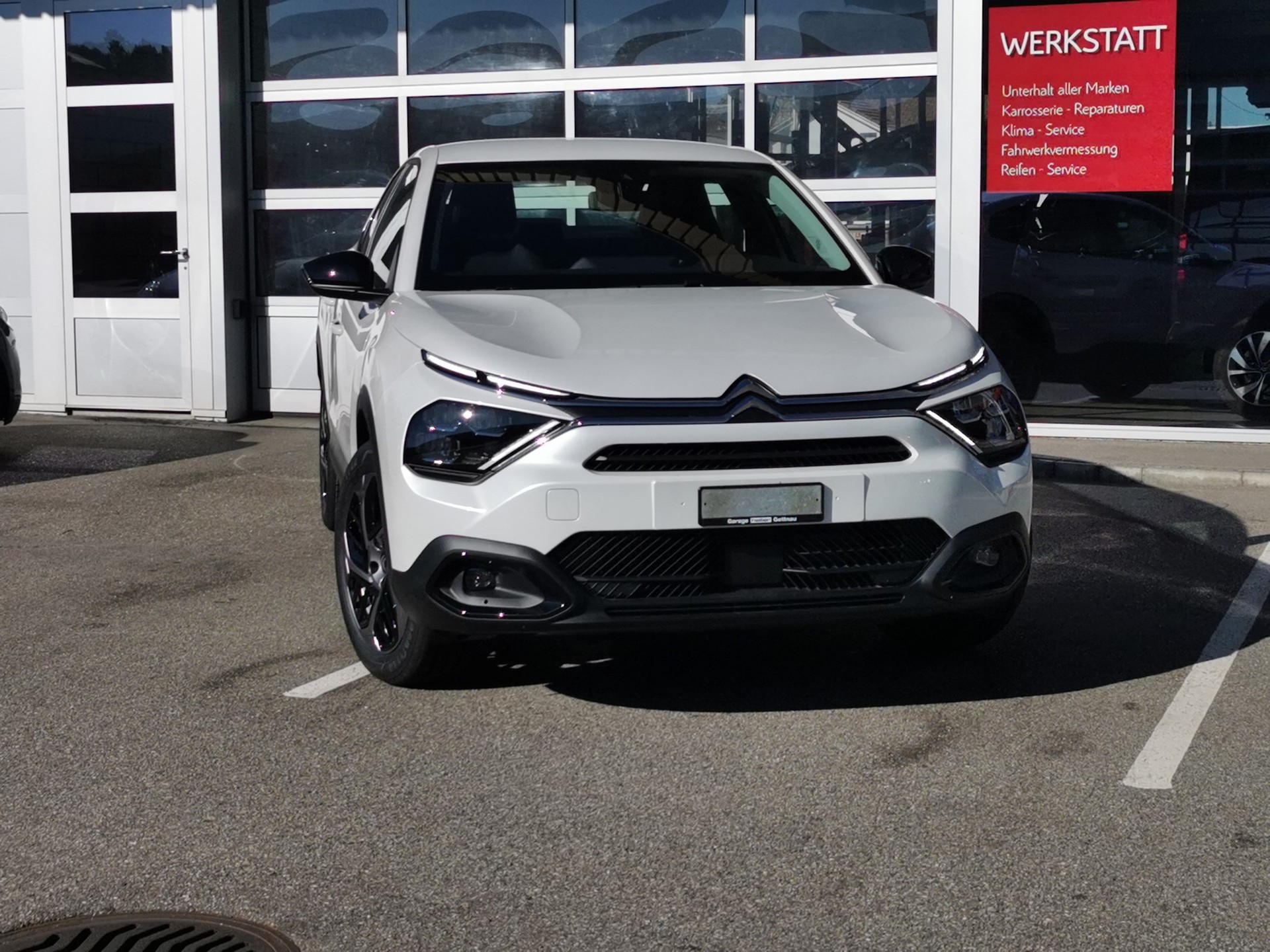 CITROEN C4 X 1.2 Pure Tech Swiss Edition EAT8-showroom-element-2