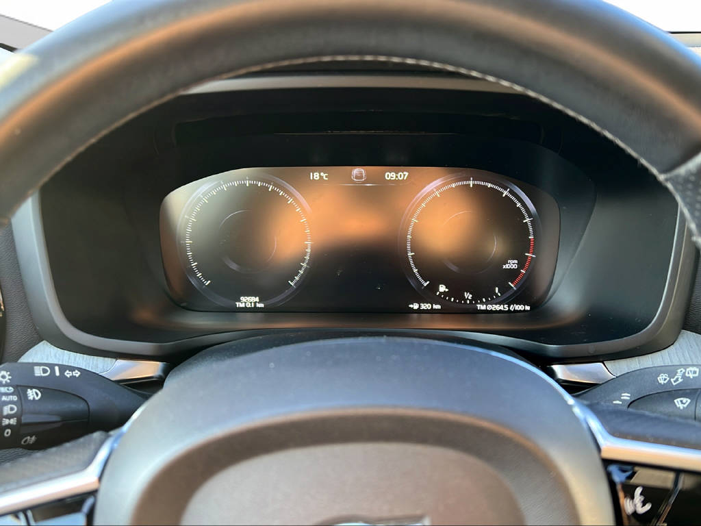 VOLVO V60 2.0 T6 Inscription AWD-image-12