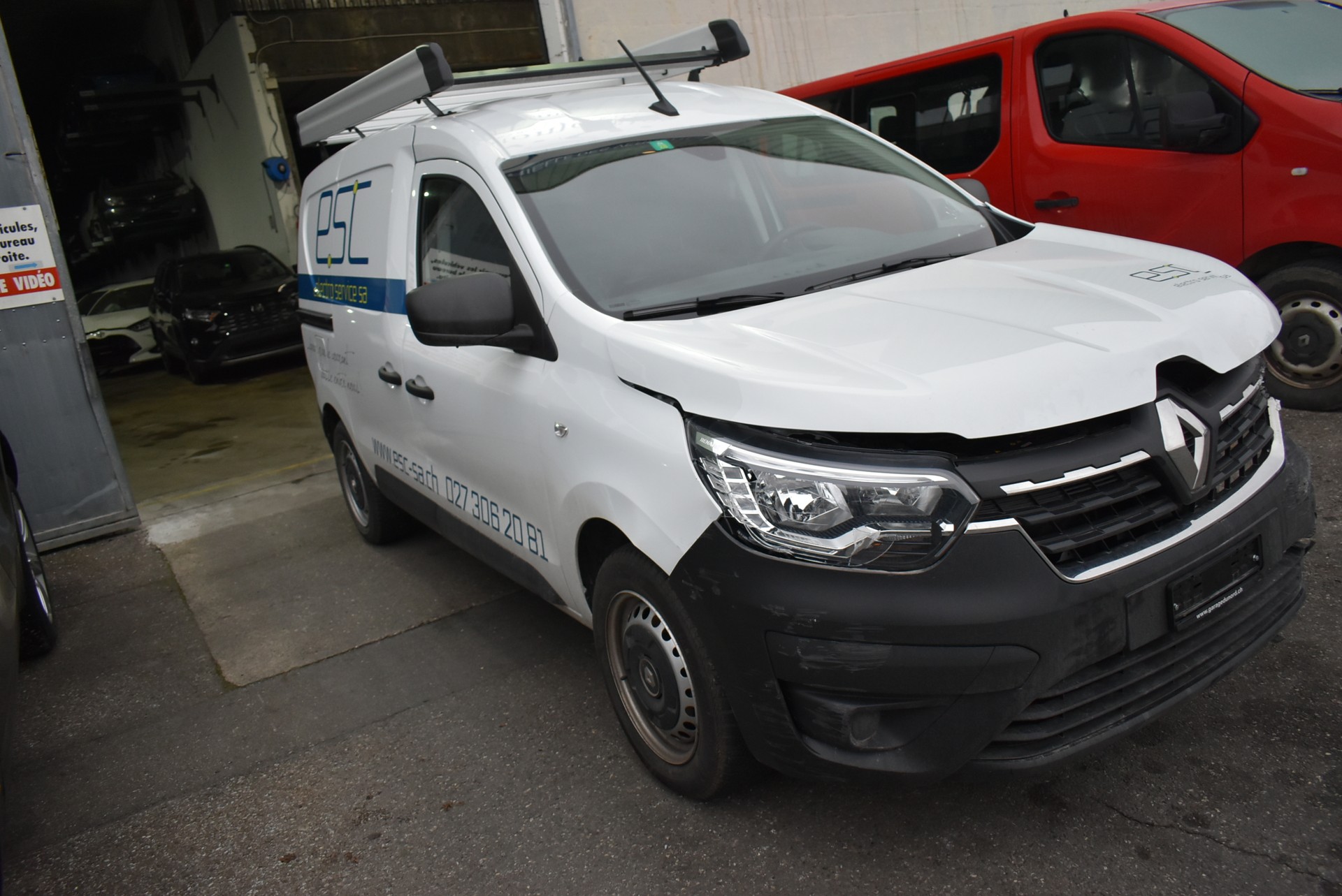 RENAULT Express 1.3TCe 100 PF Start-image-3