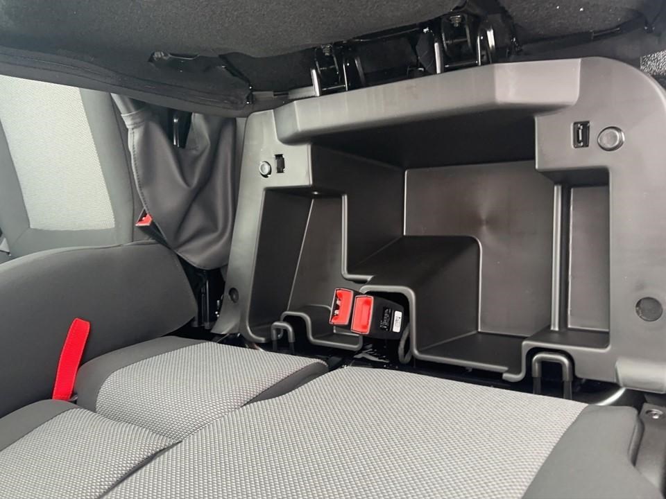 FIAT Doblo Cargo L1 1.6 JTD 105 Base-image-13