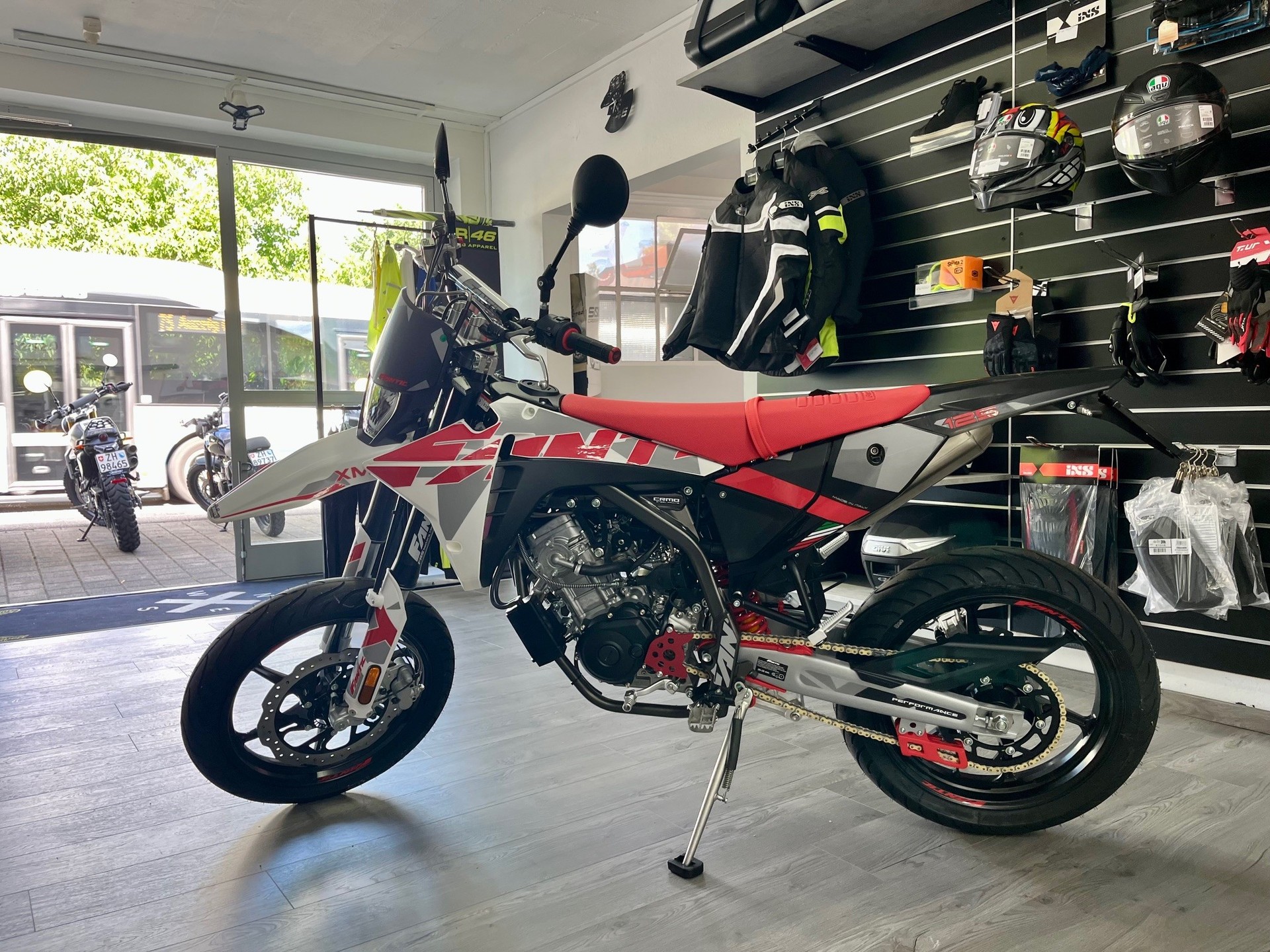 FANTIC XMF 125 Motard Performance MY25 - GRATIS LIEFERUNG"-image-2