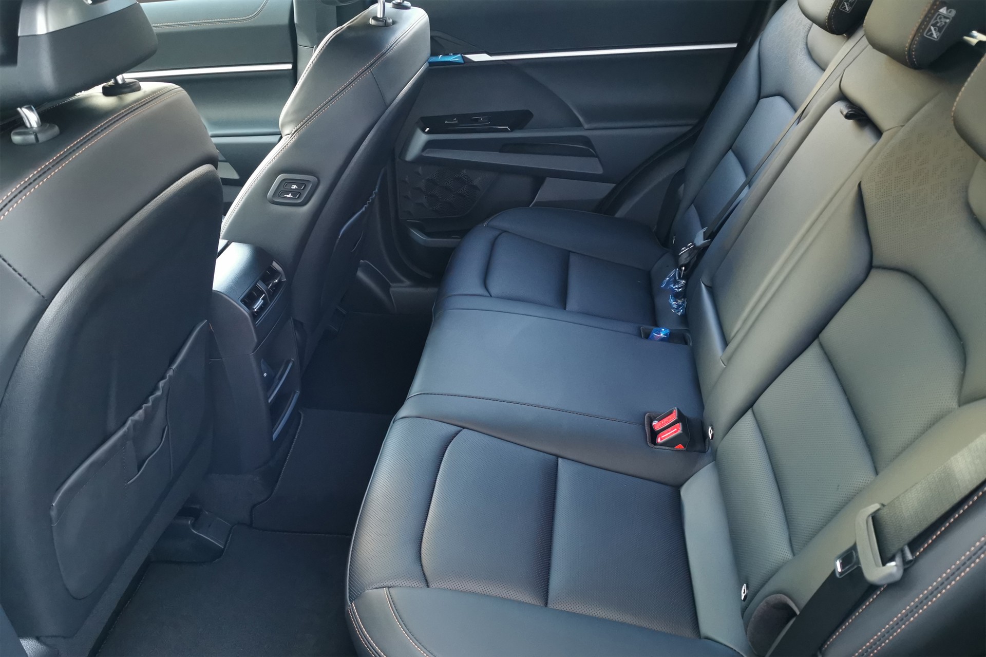 KGM-SsangYong Titanum-image-10