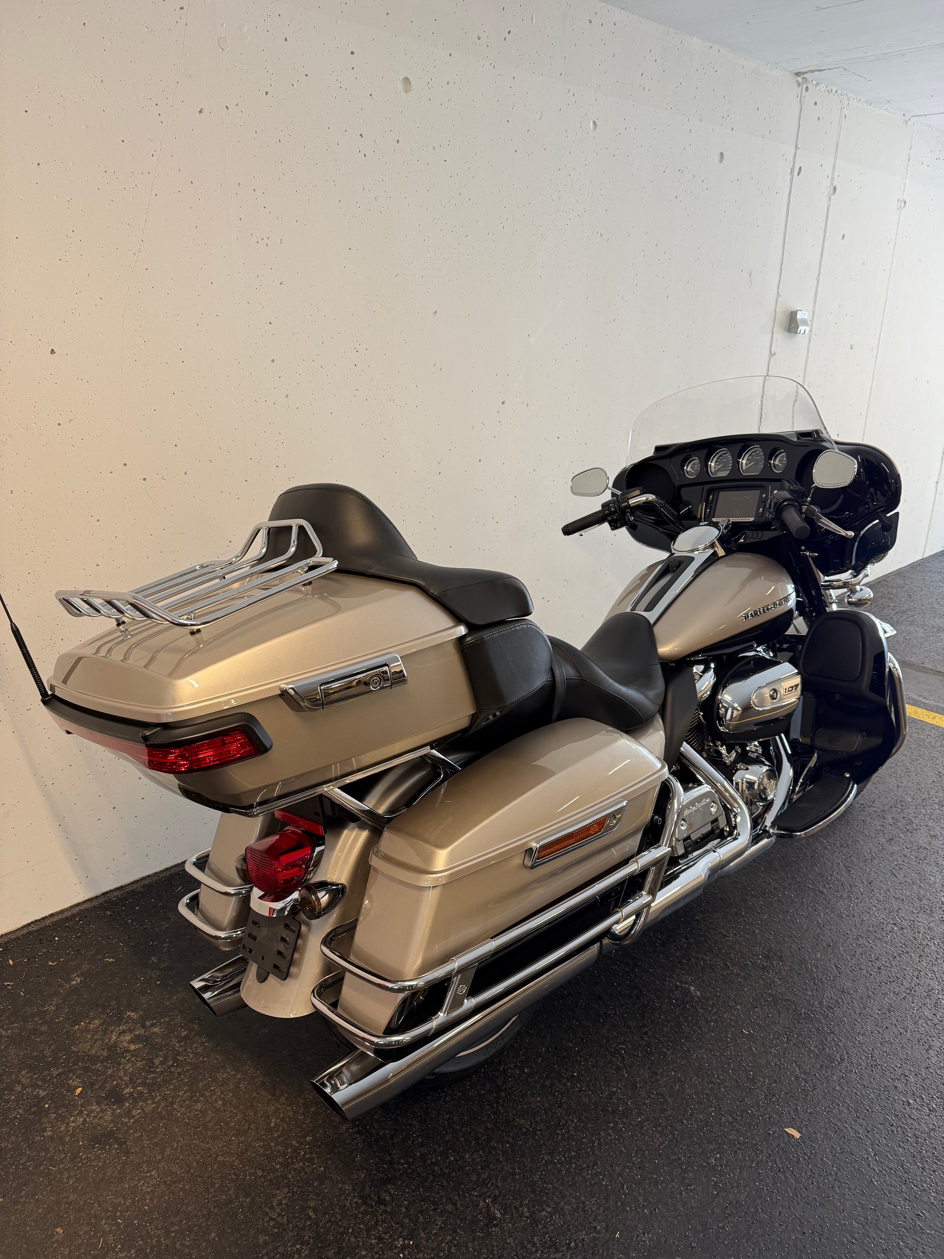 HARLEY-DAVIDSON FLHTK Electra Glide Ultra Limited 107 ABS-image-3