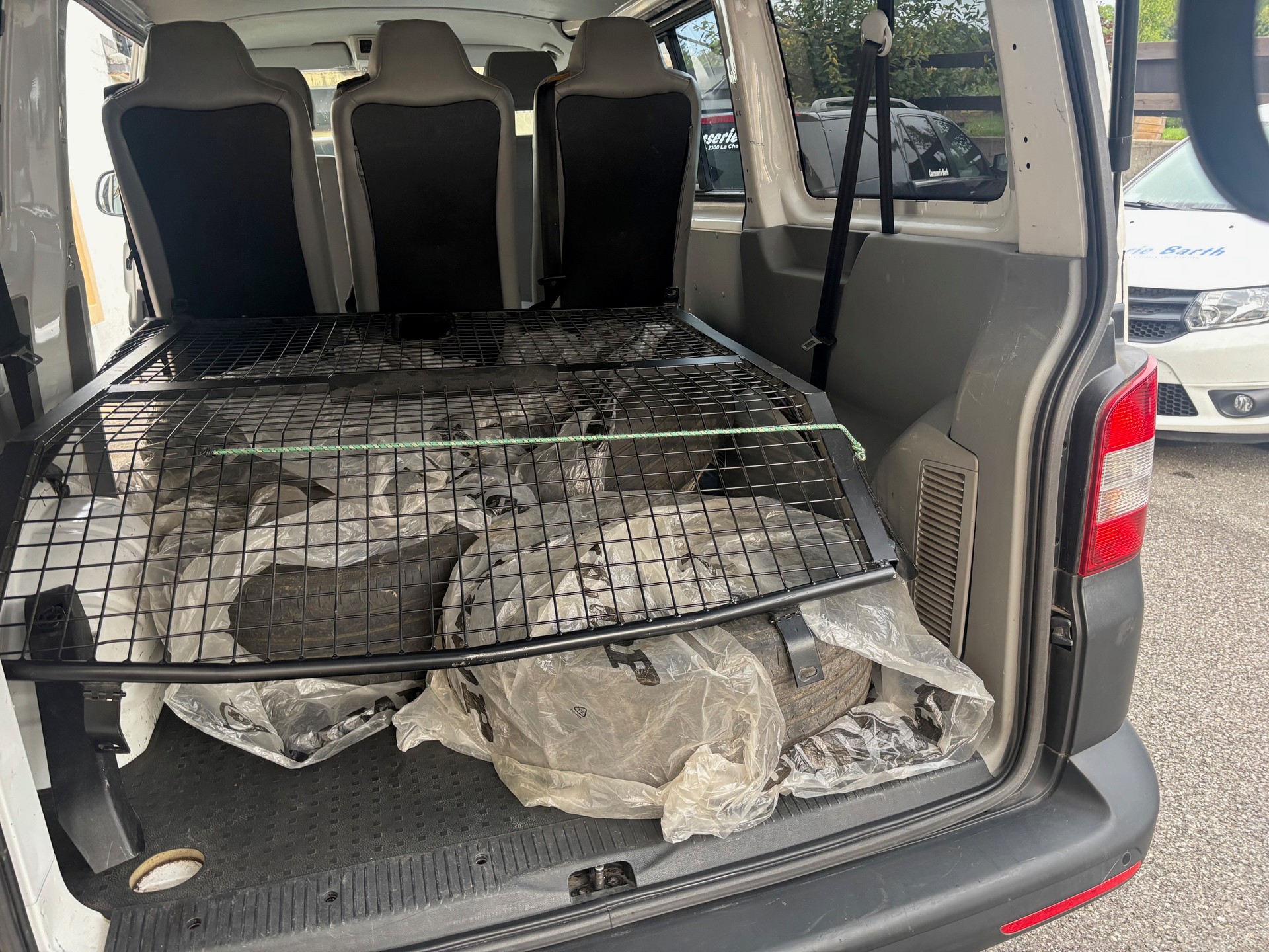 VW T5 2.0 Bi-TDI BMT 4Motion DSG-image-3