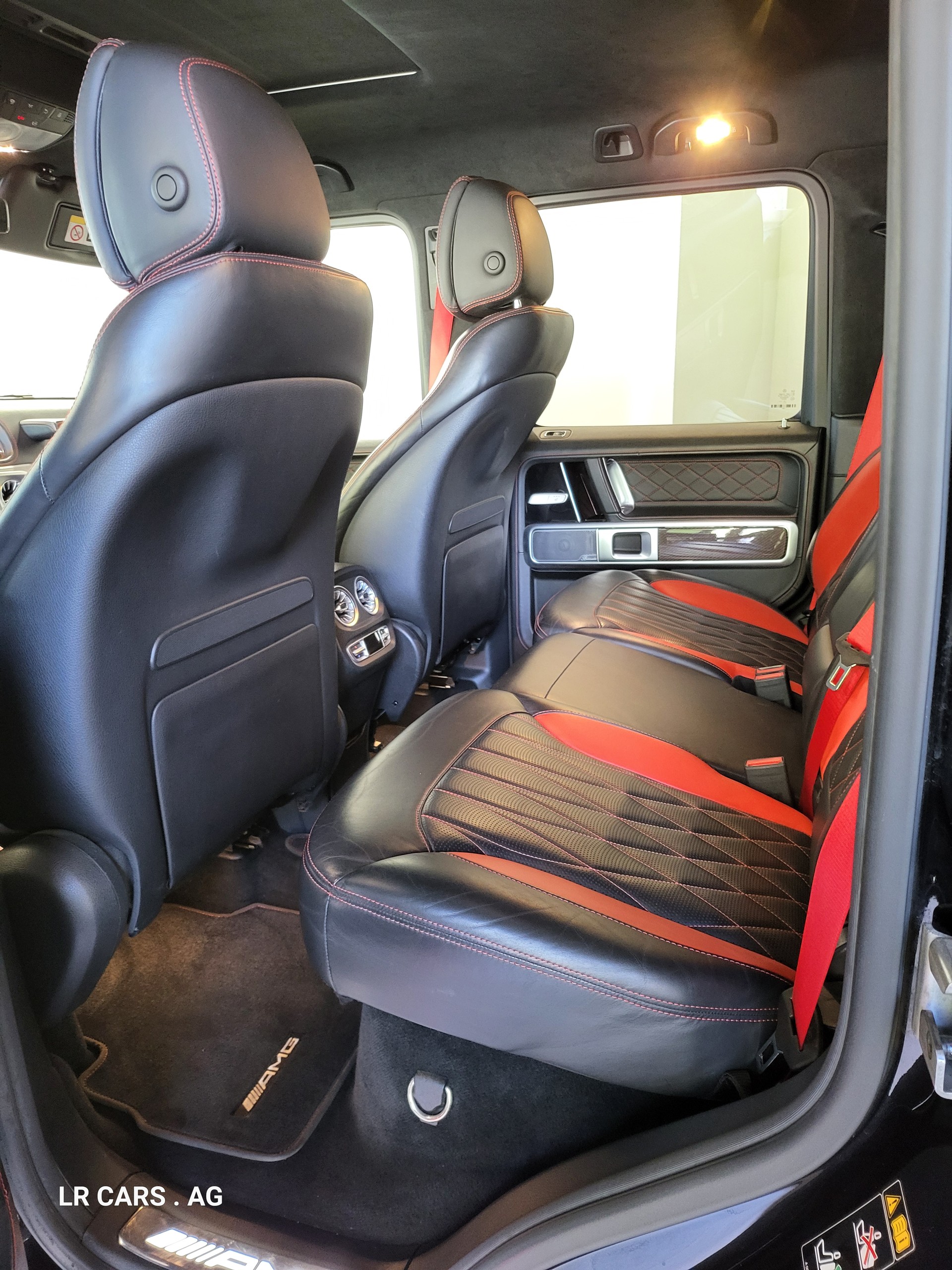 MERCEDES-BENZ BRABUS G900 ROCKET EDITION-image-14