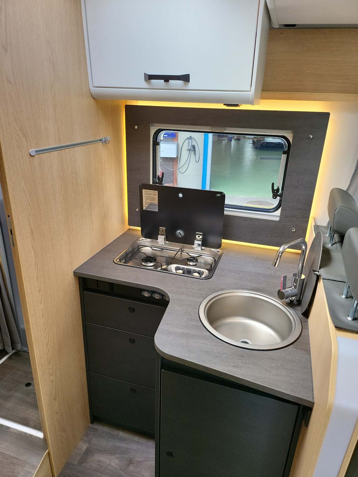 SUNLIGHT T690L Adventure / Ford Transit Automat-image-10