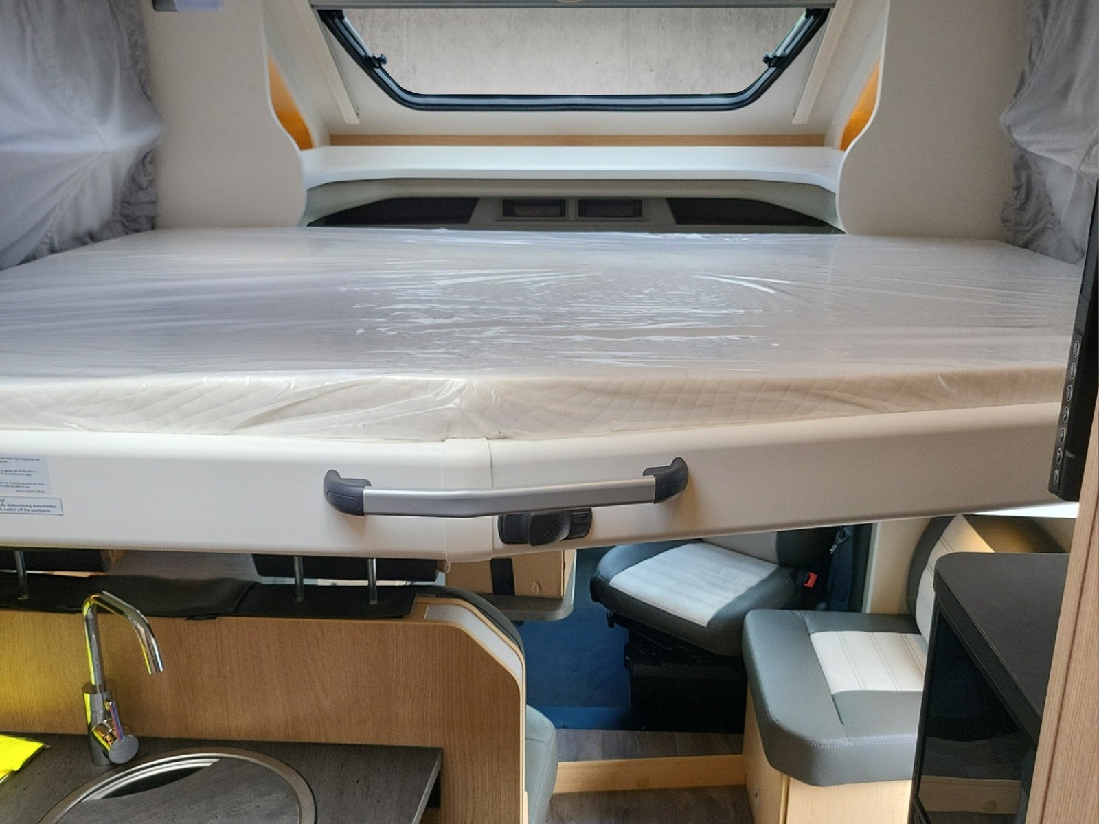 SUNLIGHT T690L Adventure / Ford Transit Automat-image-12