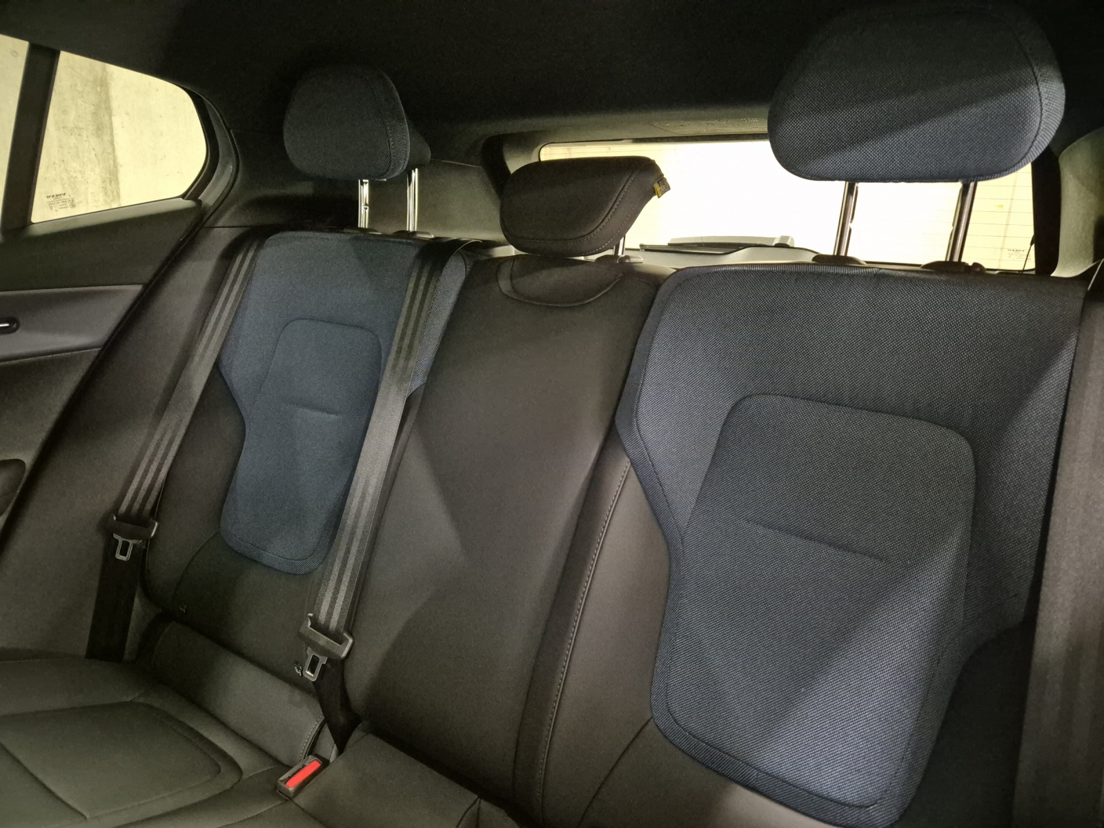 VOLVO EX30 E60 XCITE Core-image-15