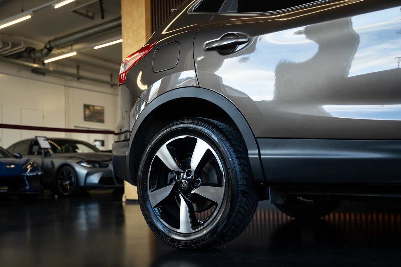 NISSAN Qashqai 1.6 DIG-T tekna-image-9