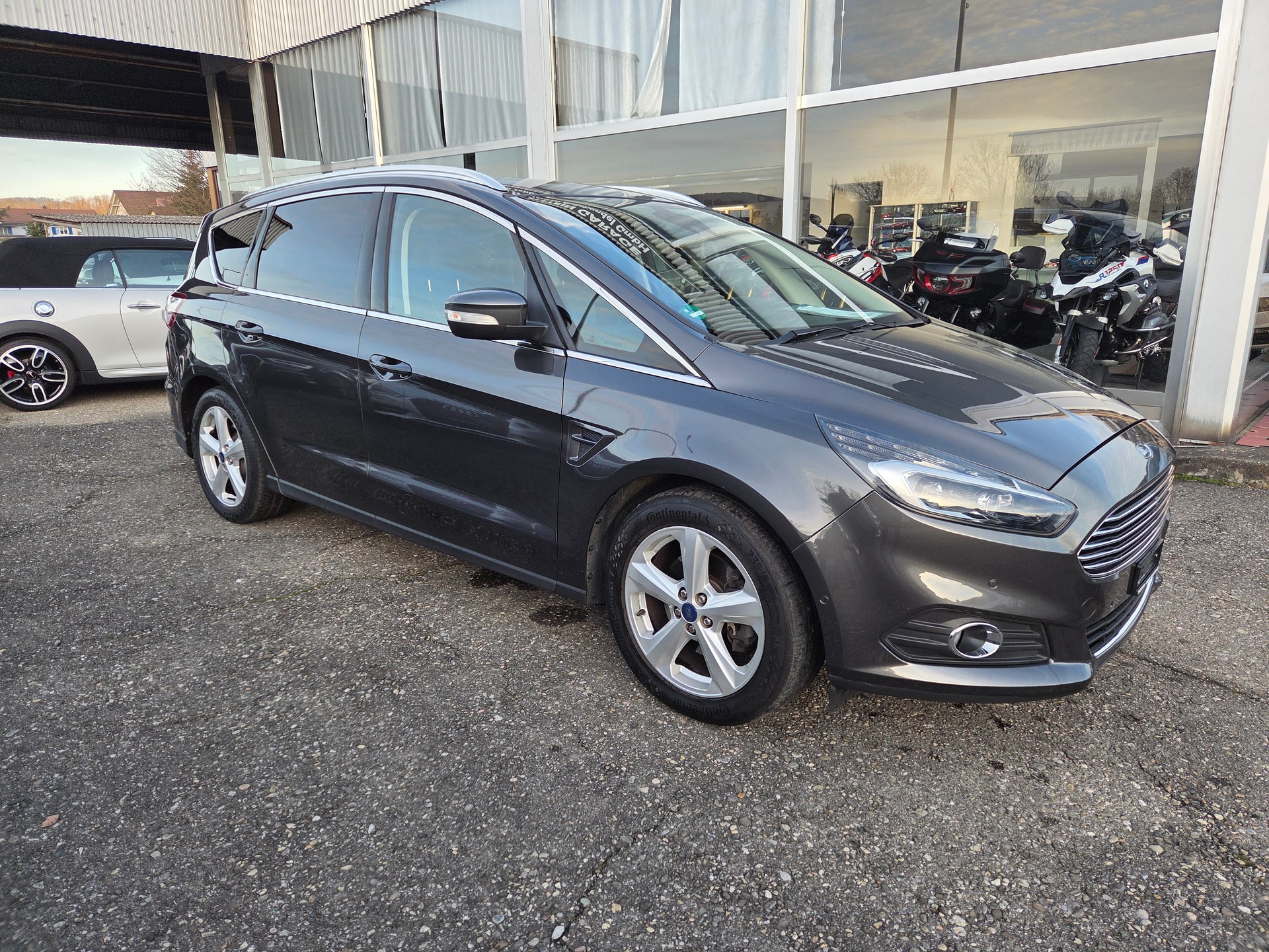 FORD S-Max 2.0 SCTi Titanium Automat