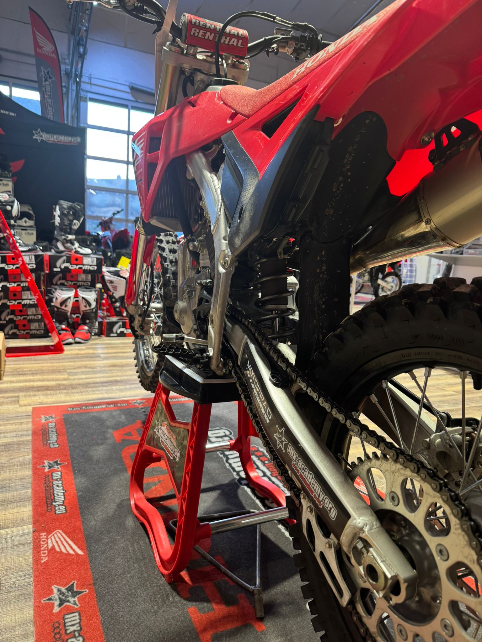 HONDA CRF 250 R *Vorführmodell* "2026*-image-3