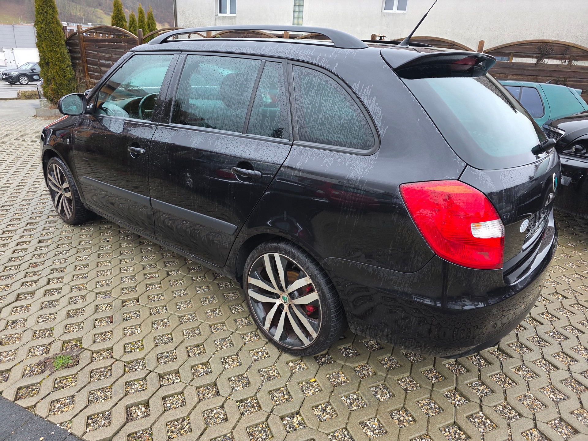 SKODA Fabia 1.4 TSI RS DSG-image-11