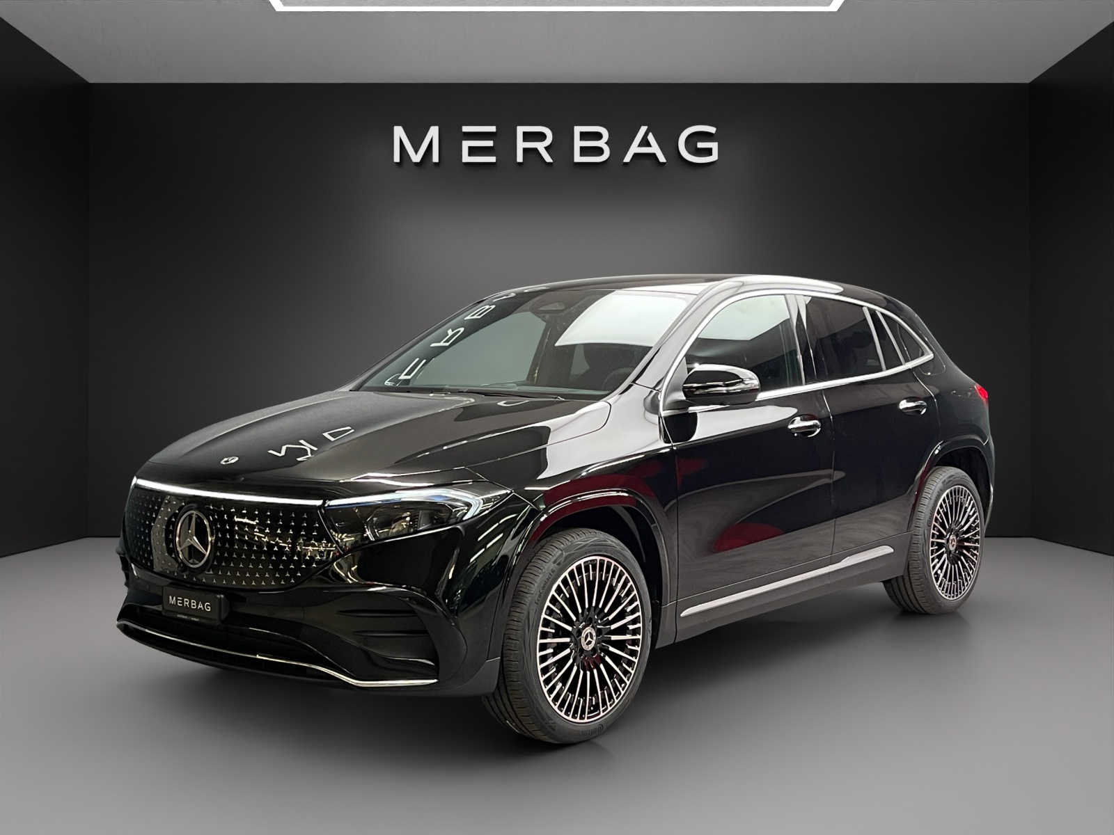 MERCEDES-BENZ EQA 300 4MATIC "Excellence Edition"