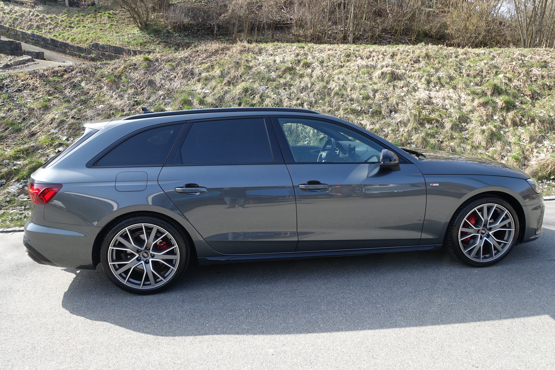AUDI AUDI A4 Avant Competition Edition plus 40 TFSI 2x S line S-tronic quattro-image-14