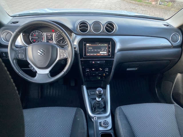 SUZUKI Vitara 1.6 TD Compact+-image-10