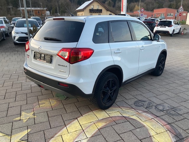 SUZUKI Vitara 1.6 TD Compact+-image-4
