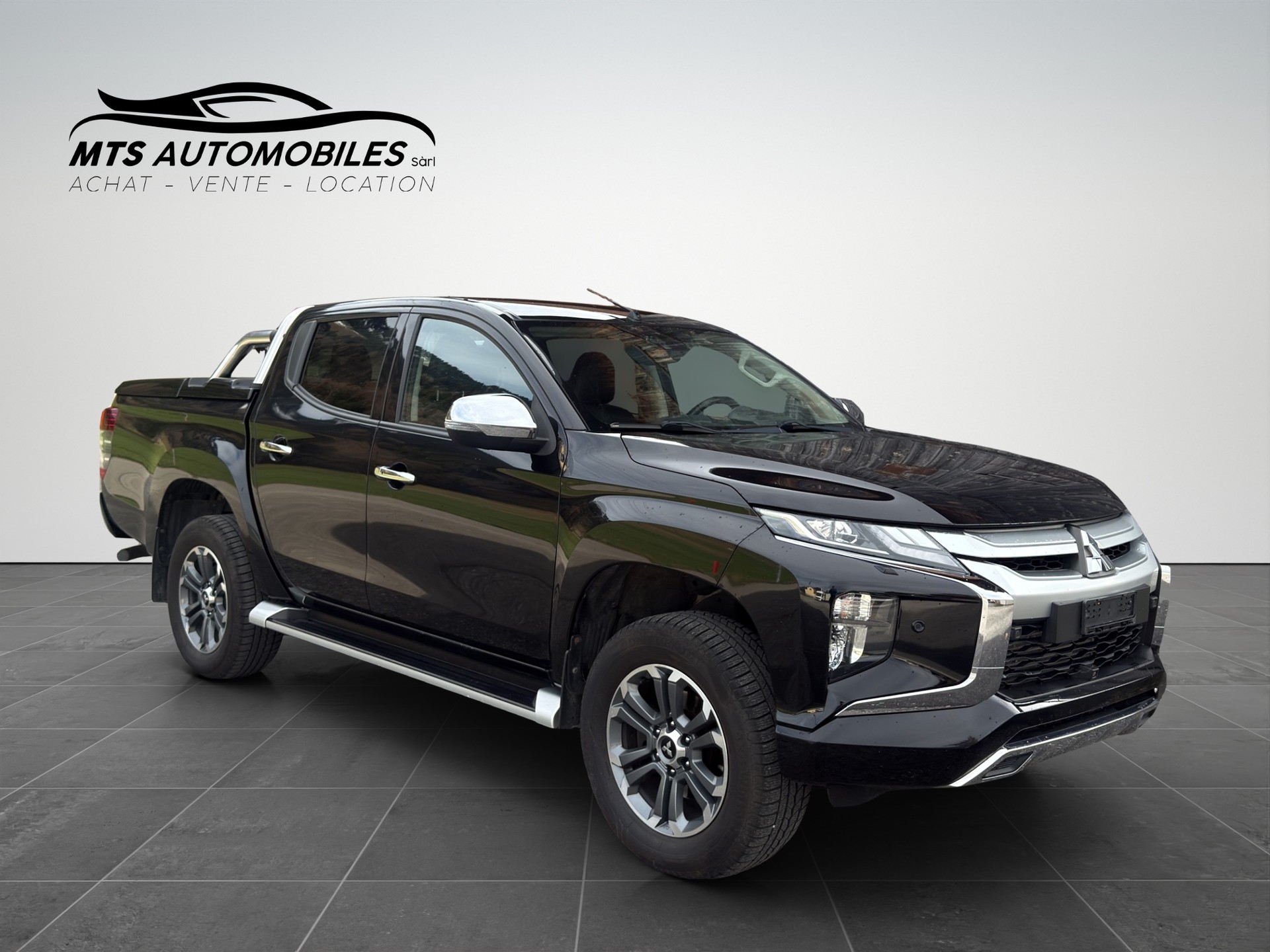 MITSUBISHI L 200 2.2 Diamond Double Cab Automat-image-7