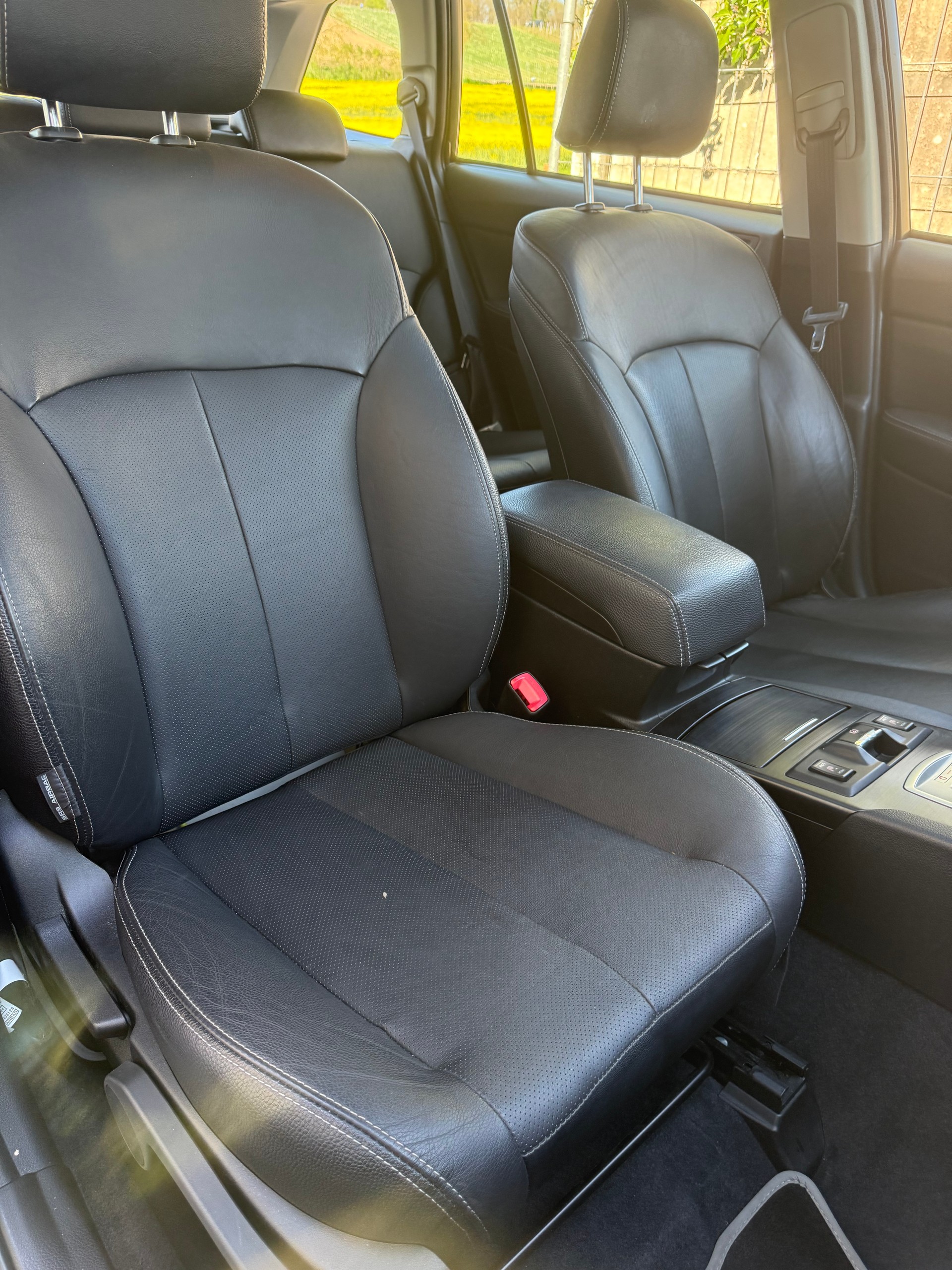SUBARU Outback 2.5i Limited AWD Lineartronic-image-12