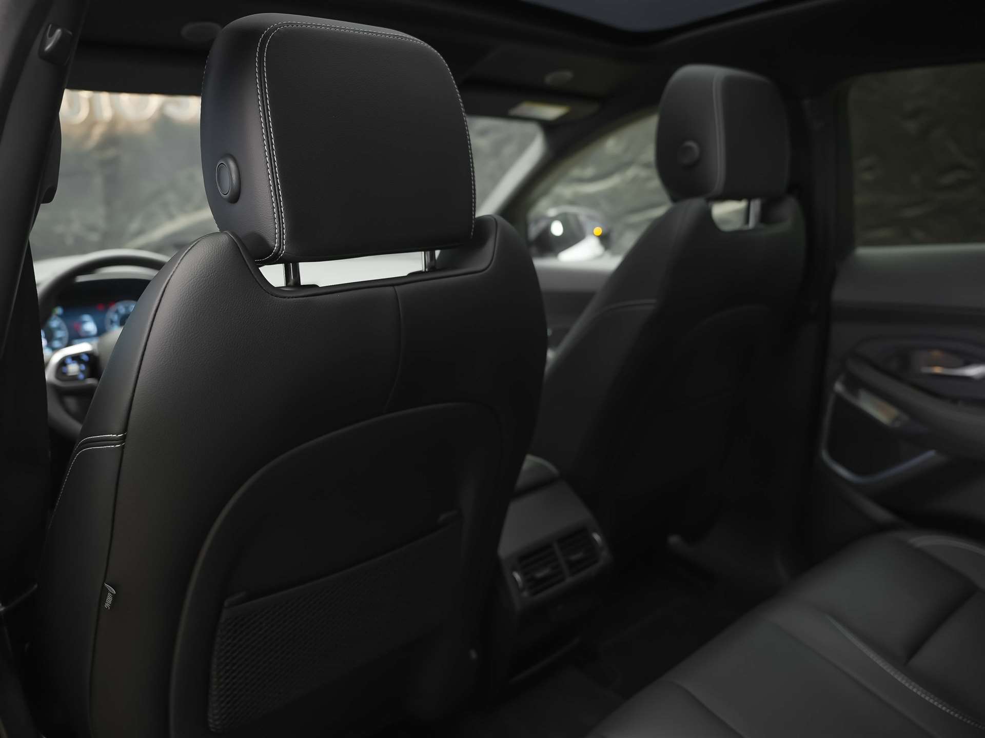 JAGUAR E-Pace 2.0 I4 250 R-Dynamic SE AWD *Facelift*Panorama*Meridian*Assistent*-image-13