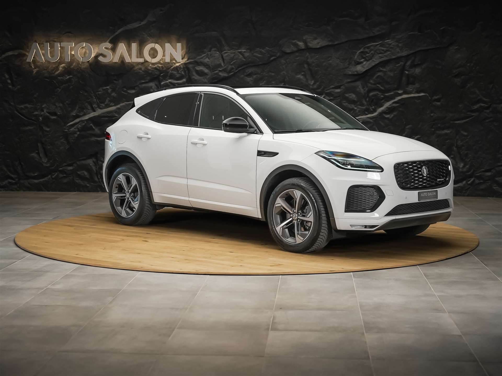JAGUAR E-Pace 2.0 I4 250 R-Dynamic SE AWD *Facelift*Panorama*Meridian*Assistent*-image-6