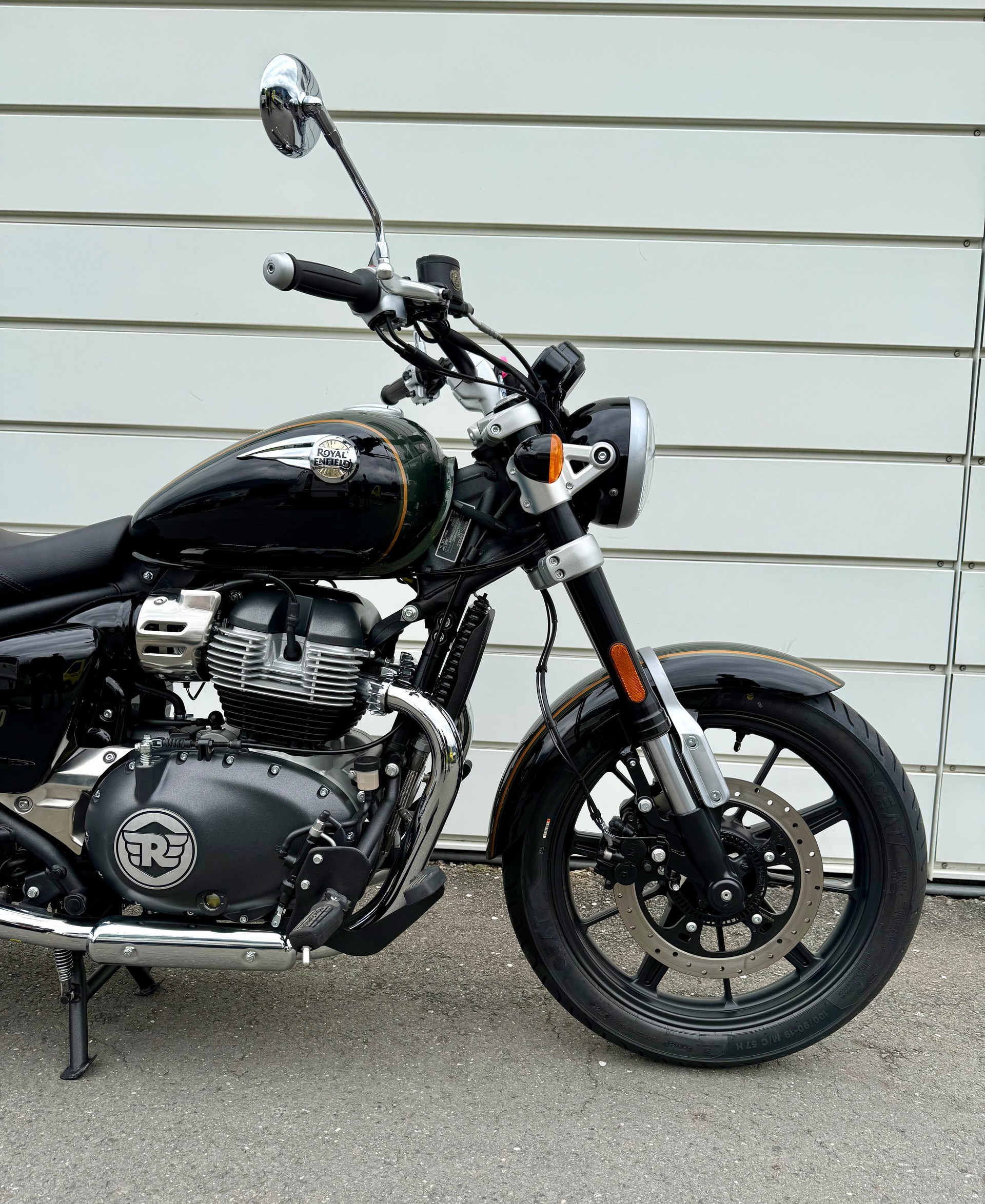 ROYAL ENFIELD METEOR 650