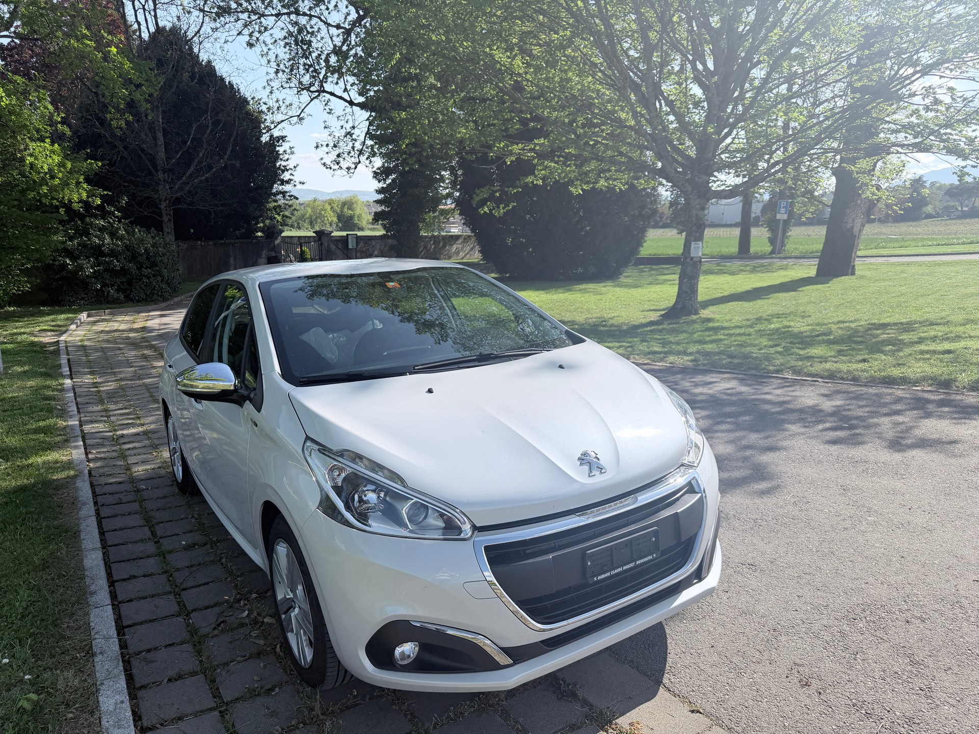 PEUGEOT 208 1.2 PureTech Active