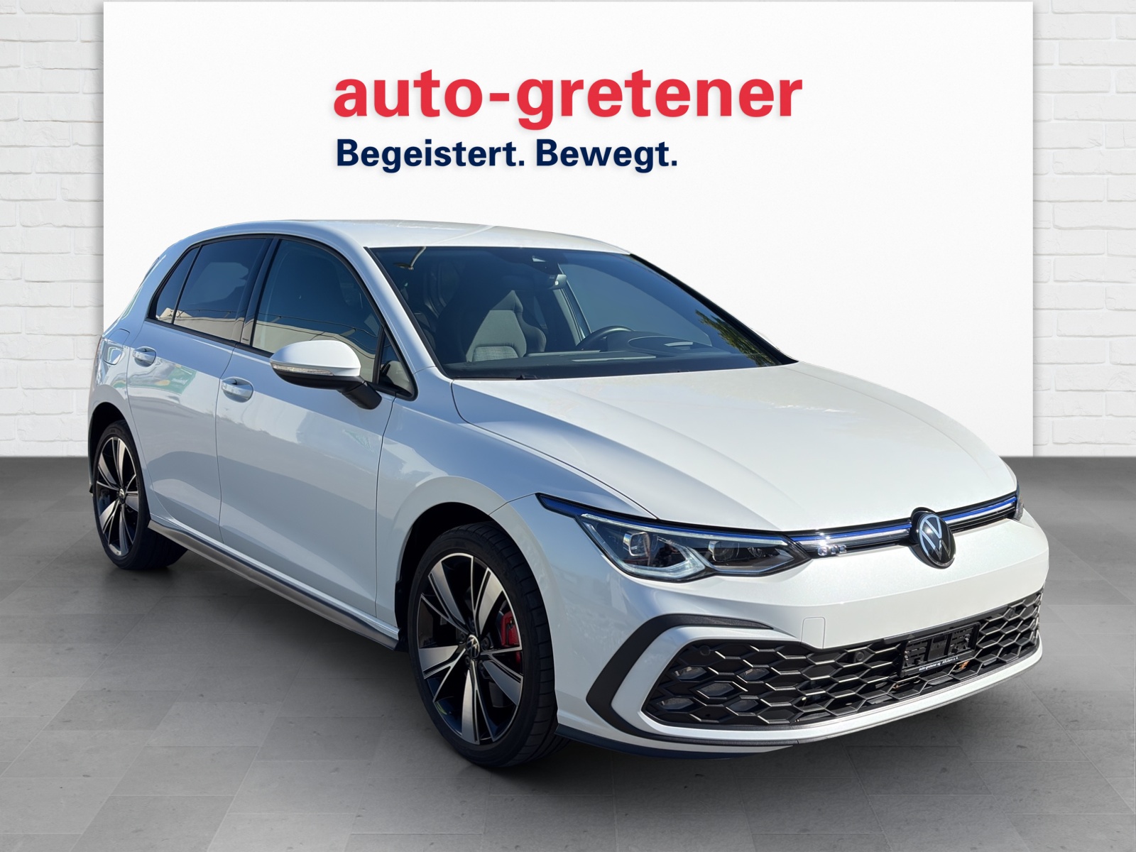 VW Golf VIII 1.4 TSI PHEV GTE DSG-showroom-element-3