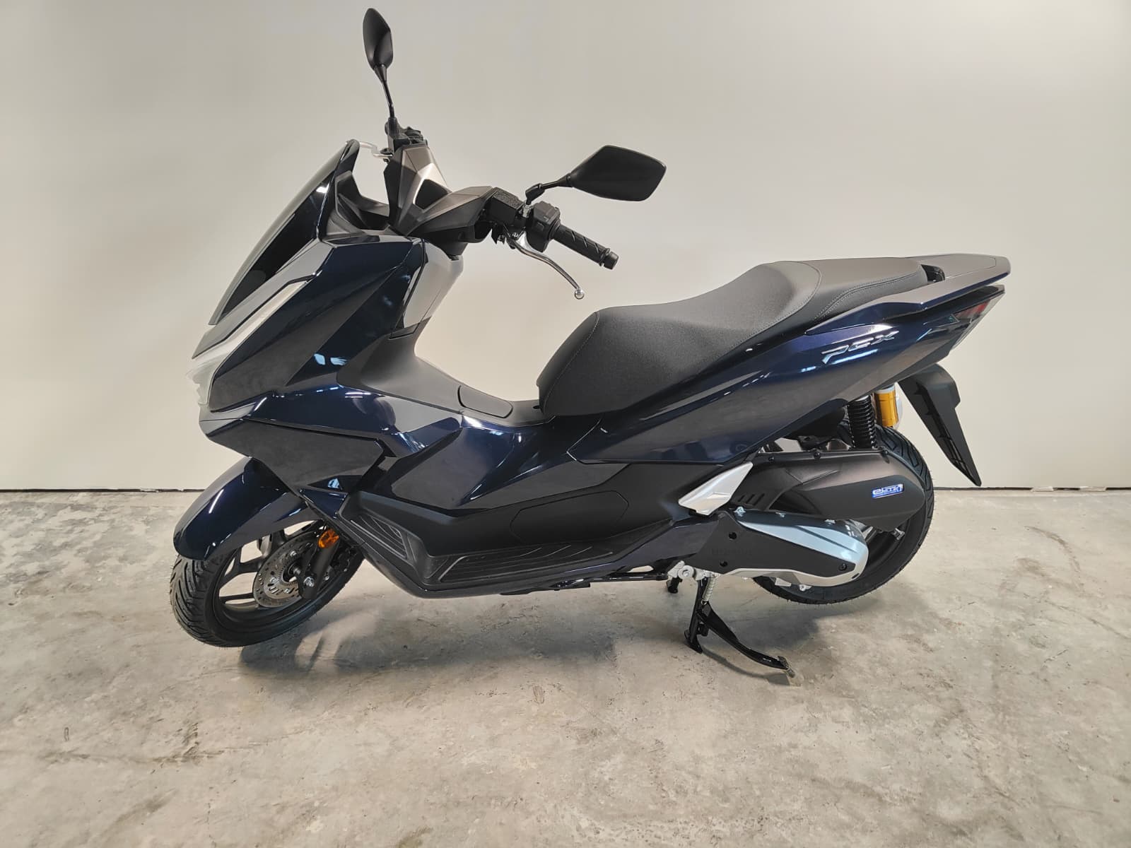 HONDA PCX 125 DX TFT. connectivity-image-2