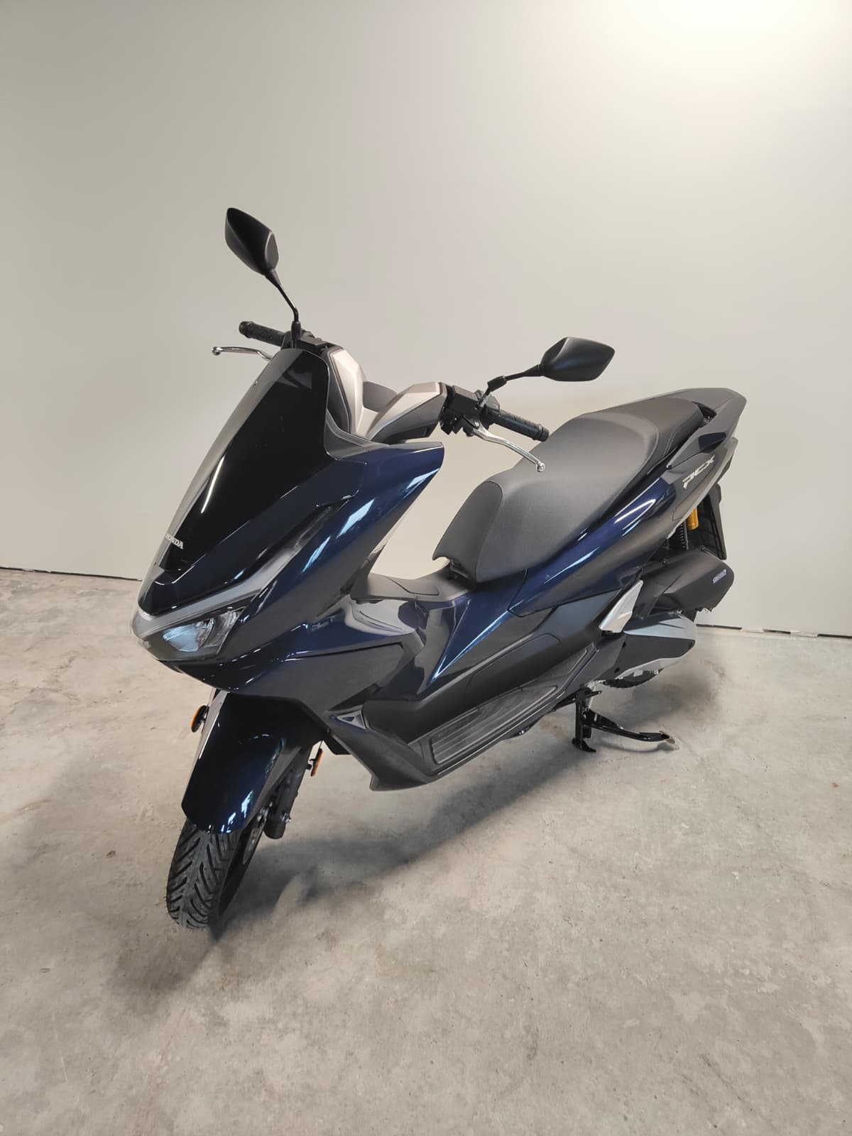HONDA PCX 125 DX TFT. connectivity-image-1