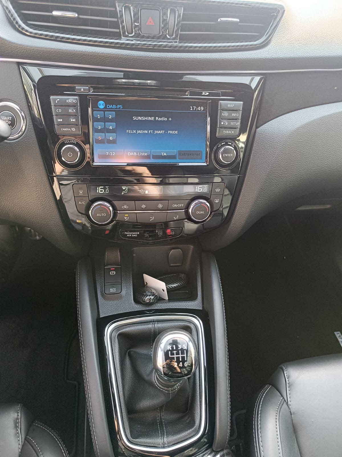 NISSAN Qashqai 1.6 DIG-T tekna +-image-14