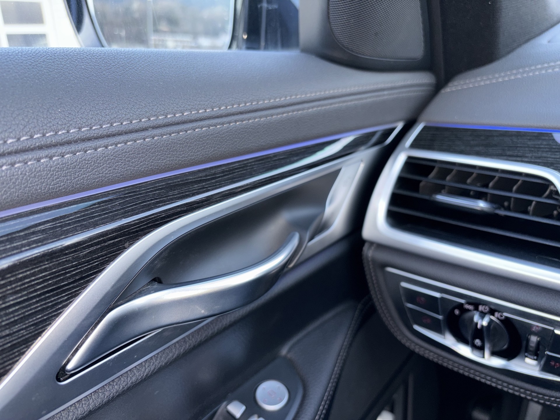 BMW 730d xDrive Steptronic-image-11