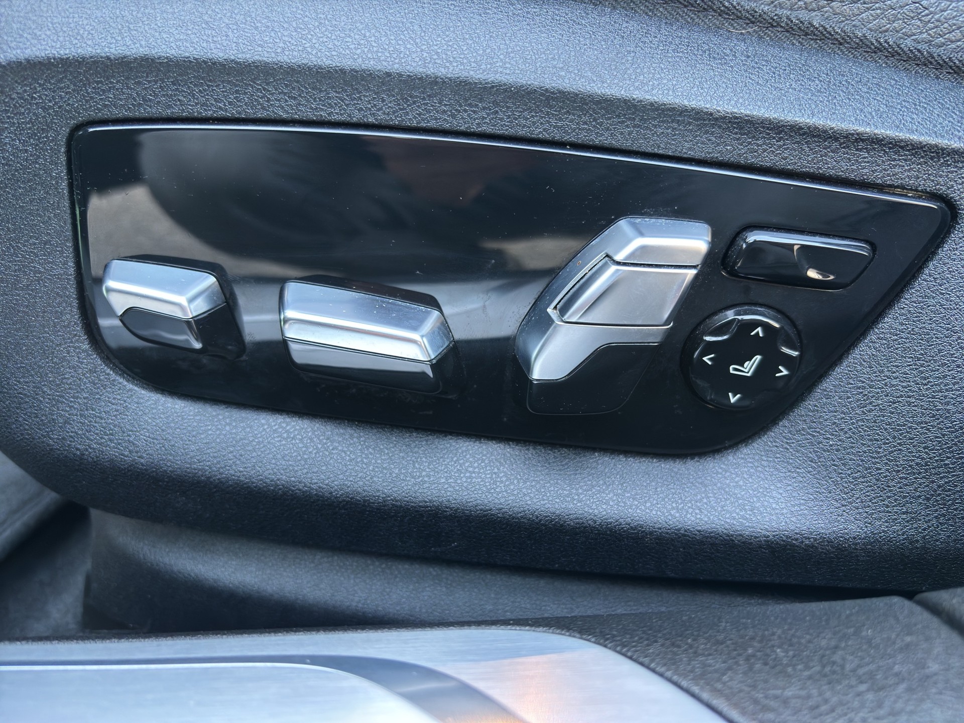 BMW 730d xDrive Steptronic-image-10