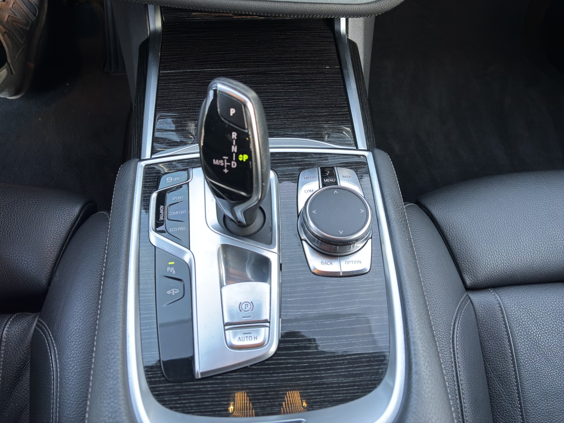 BMW 730d xDrive Steptronic-image-9