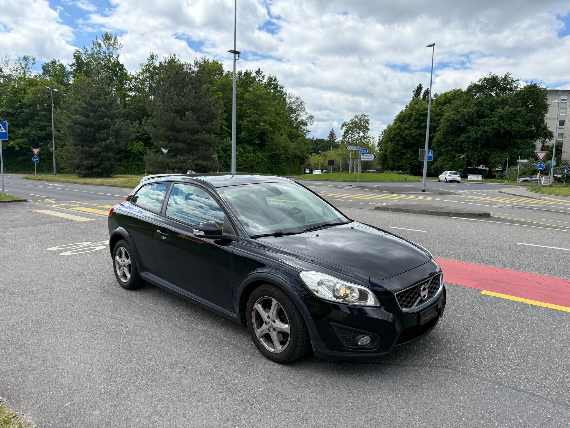 VOLVO C30 D3 Kinetic-image-1